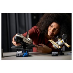 LEGO Creator Expert - NASA-Spaceshuttle Discovery — Buy in Cyprus with Fast Delivery