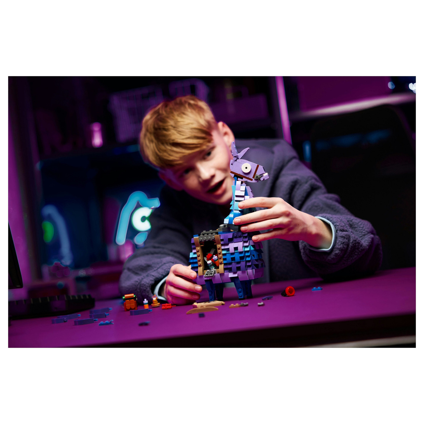 LEGO Fortnite Vorratslama 77071 — Buy in Cyprus with Fast Delivery