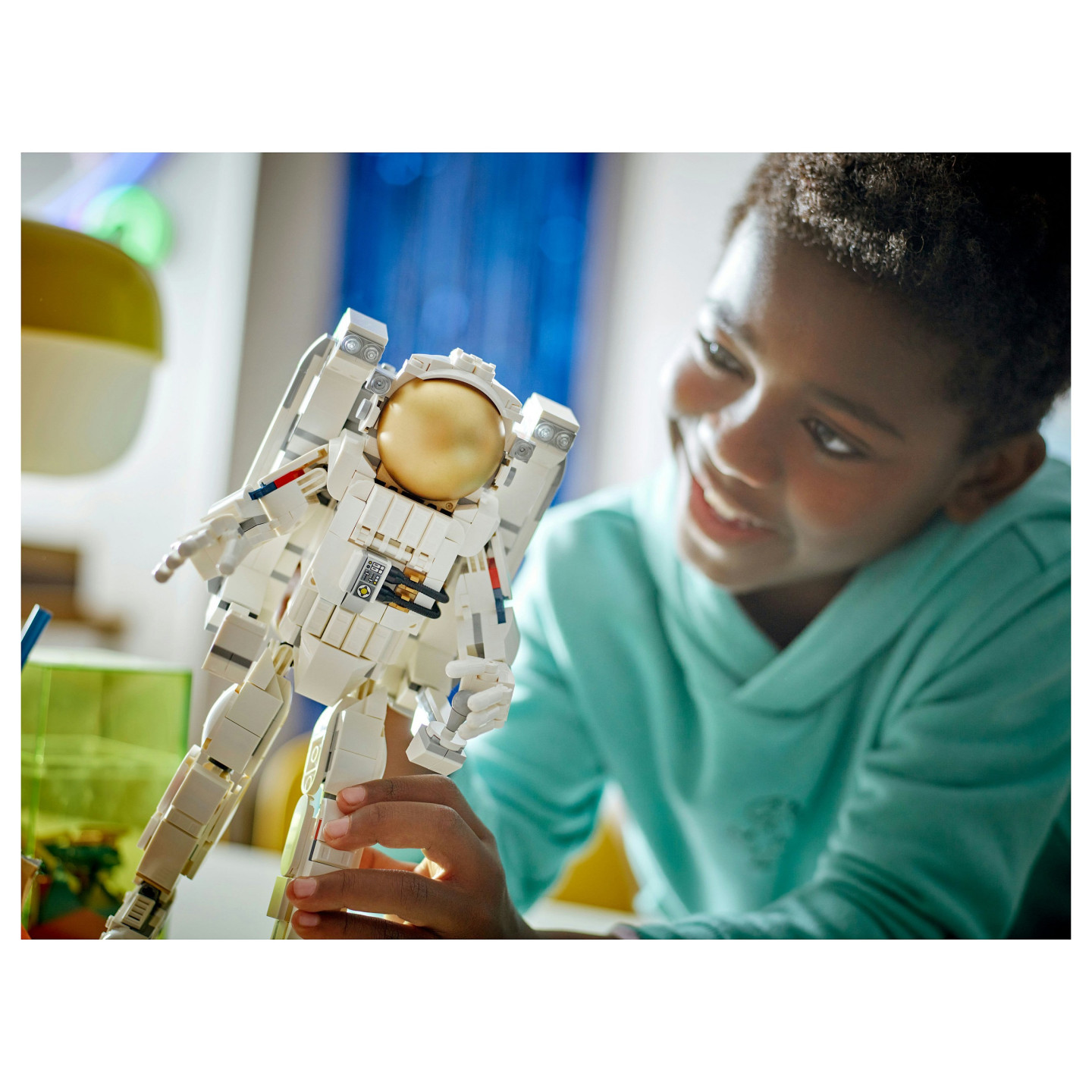 LEGO Creator 3-in-1 Astronaut im Weltraum 31152 — Buy in Cyprus with Fast Delivery