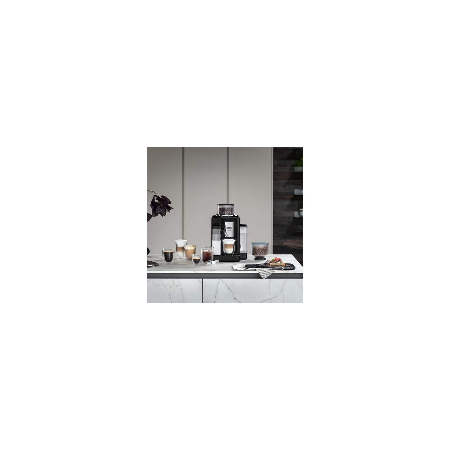 DeLonghi Kaffeemaschine Rivelia EXAM 440.55B — Buy in Cyprus with Fast Delivery