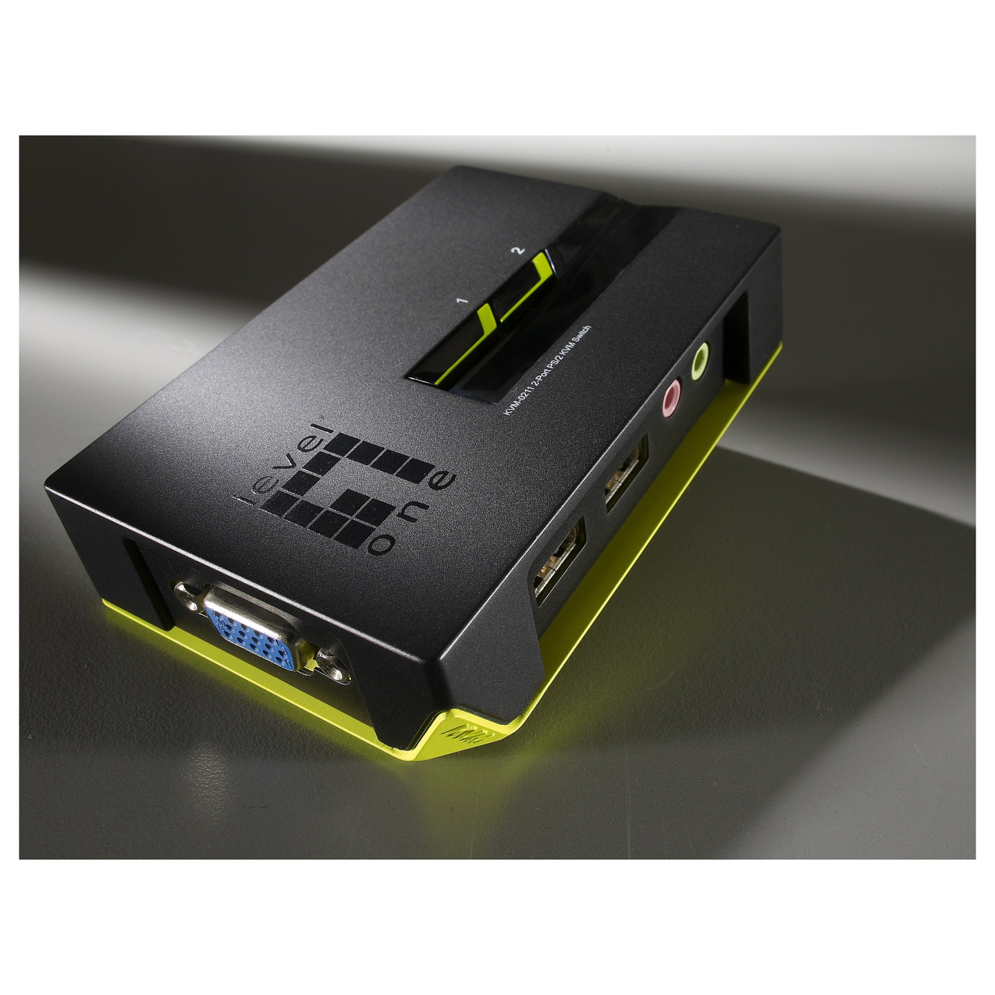 KVM Switch USB 2x Level One Audio — Buy in Cyprus with Fast Delivery