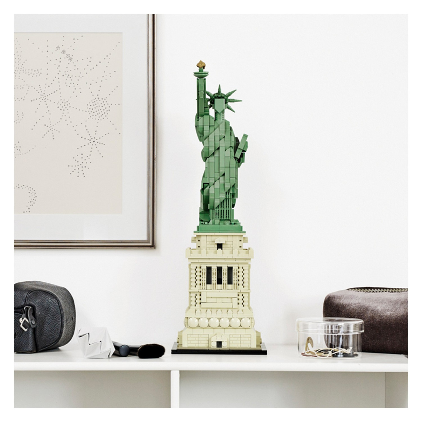 LEGO Architecture Freiheitsstatue 21042 — Buy in Cyprus with Fast Delivery