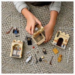 LEGO Harry Potter Hogwarts Erste Flugstunde 76395 — Buy in Cyprus with Fast Delivery