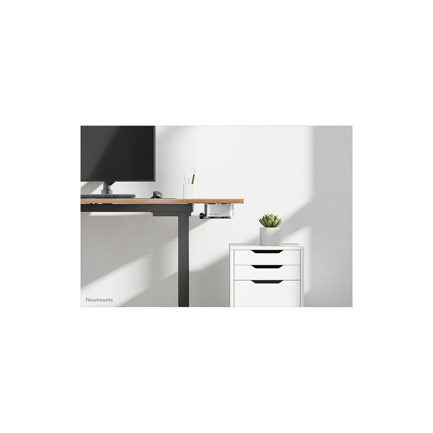 Neomounts NM-TC100BLACK universelle Thin Client Halterung — Buy in Cyprus with Fast Delivery