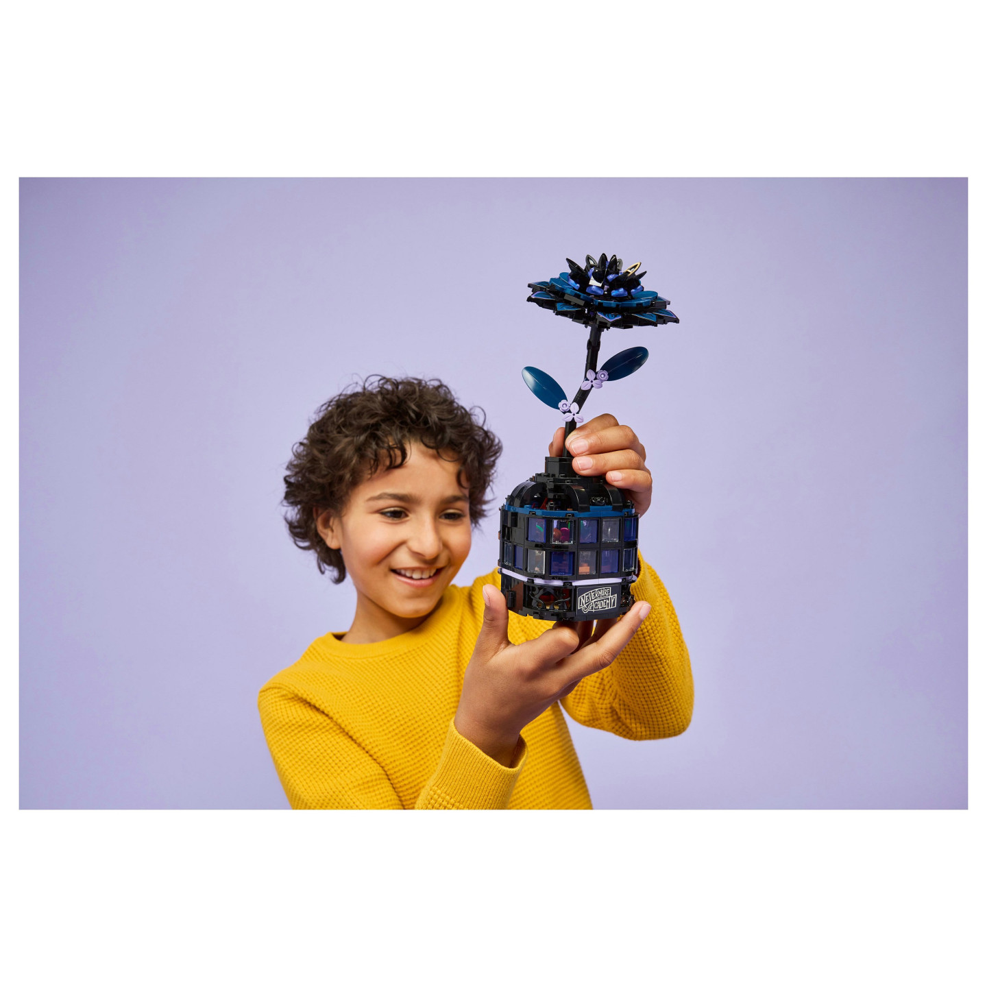 LEGO 76784 Wednesday Schwarze Dahlie — Buy in Cyprus with Fast Delivery