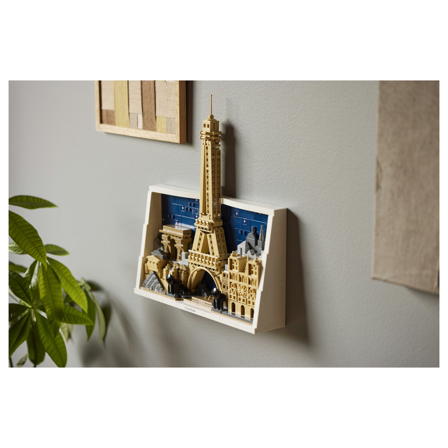 LEGO 21064 Architecture Paris - Stadt der Liebe — Buy in Cyprus with Fast Delivery