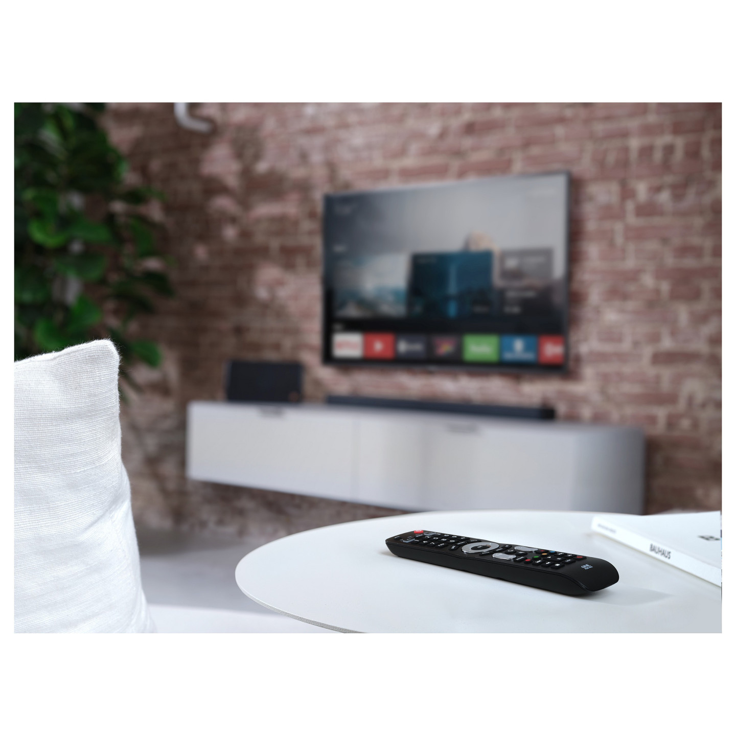 One for all Evolve 2 Universalfernbedienung (schwarz) — Buy in Cyprus with Fast Delivery