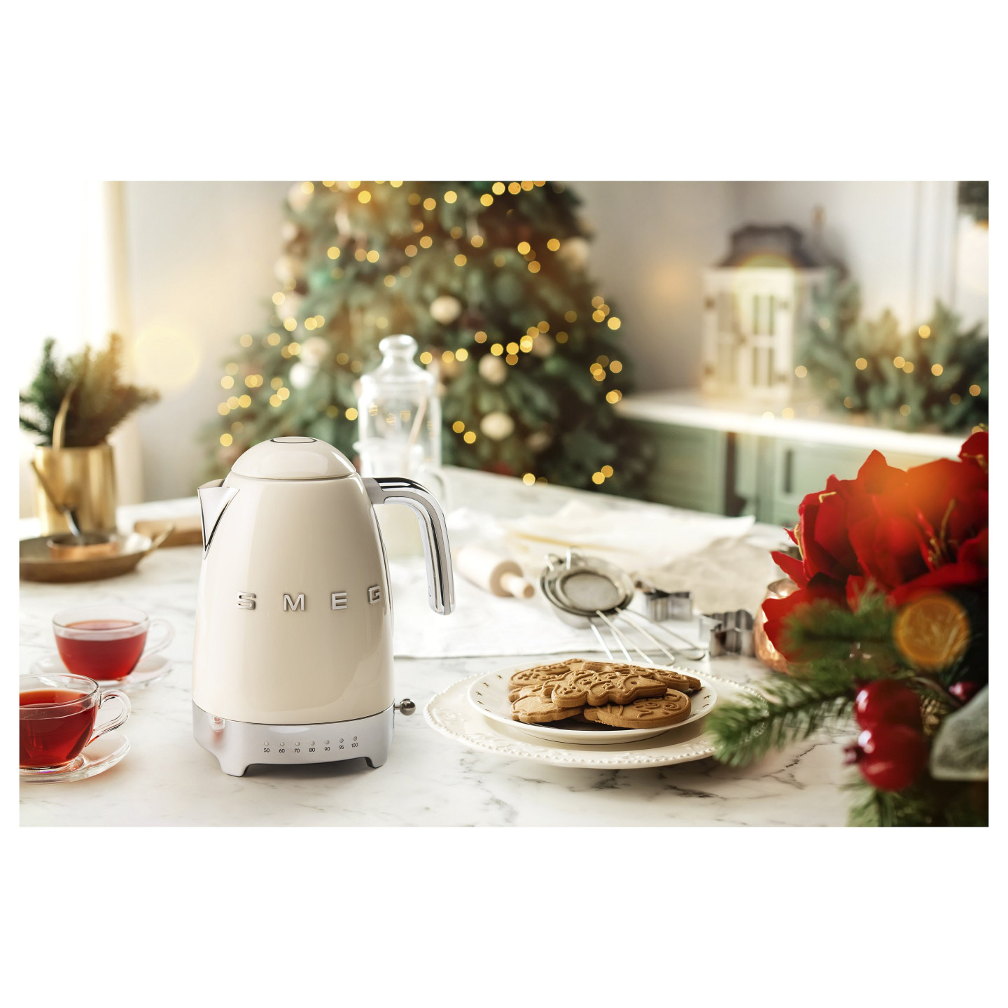 SMEG KLF03CREU 1.7L 2400W creme Wasserkocher — Buy in Cyprus with Fast Delivery