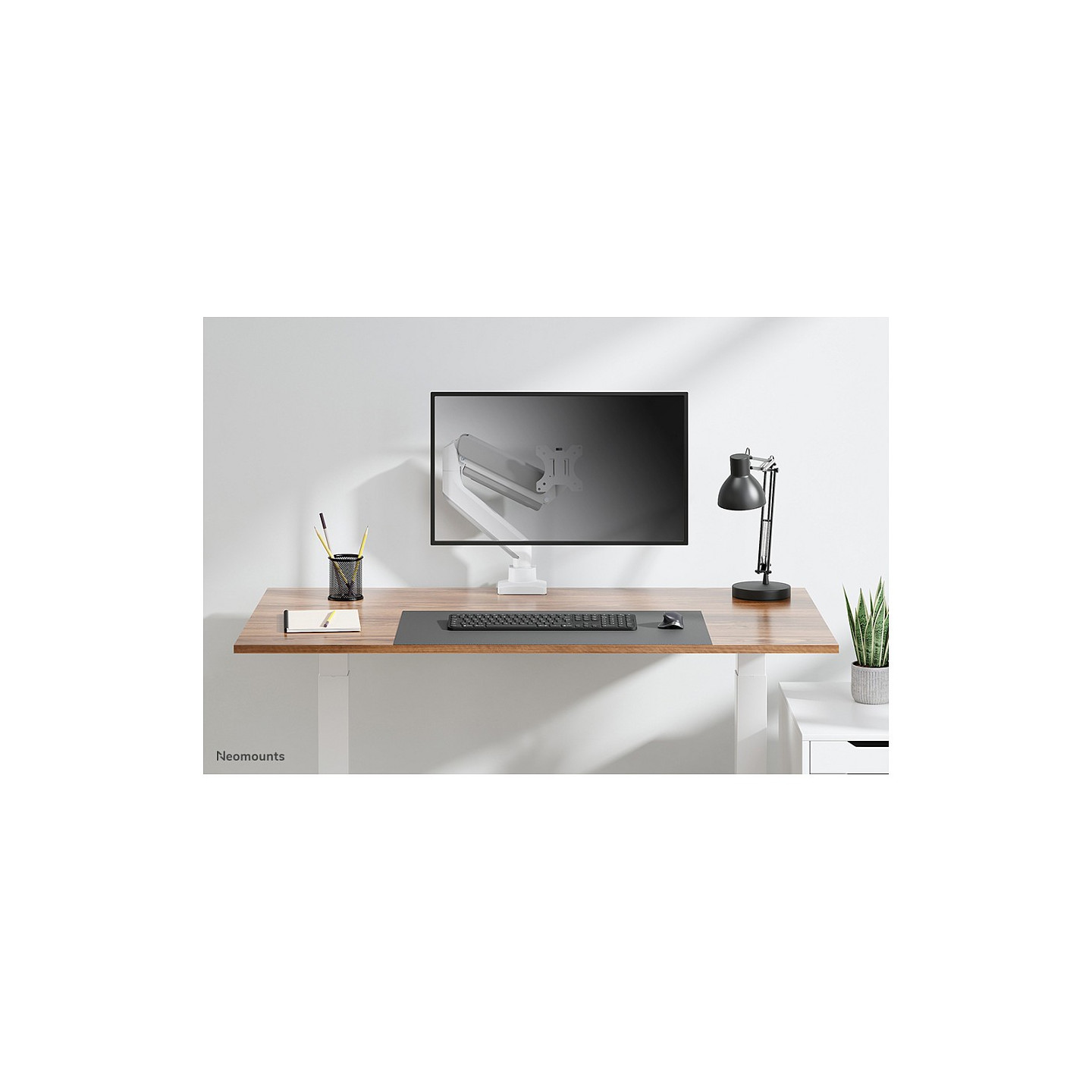 Full-Motion-Tischhalterung für 17-42' Bildschirme 15KG DS70-450WH1 Neomounts White — Buy in Cyprus with Fast Delivery