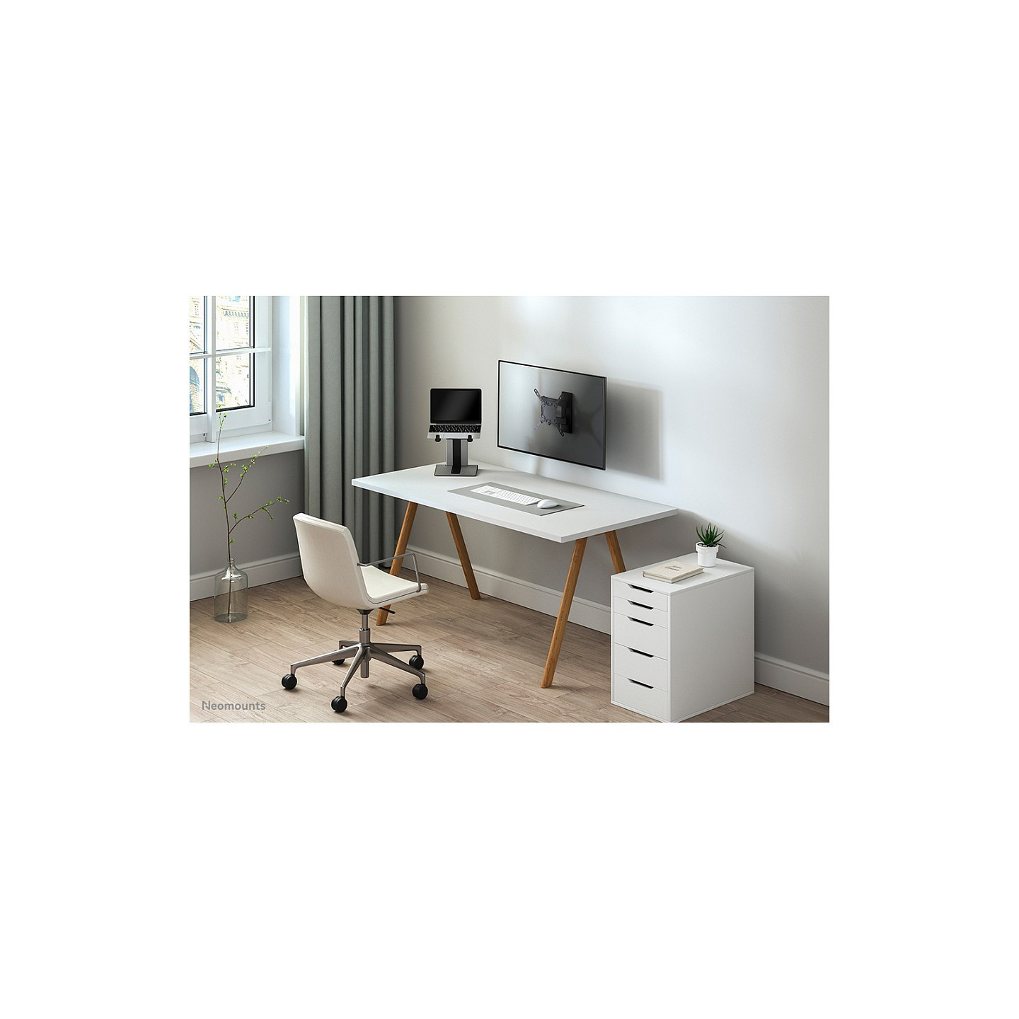 Neomounts NSLS200 Laptop-Ständer -Schwarz Silber faltbar 5KG — Buy in Cyprus with Fast Delivery