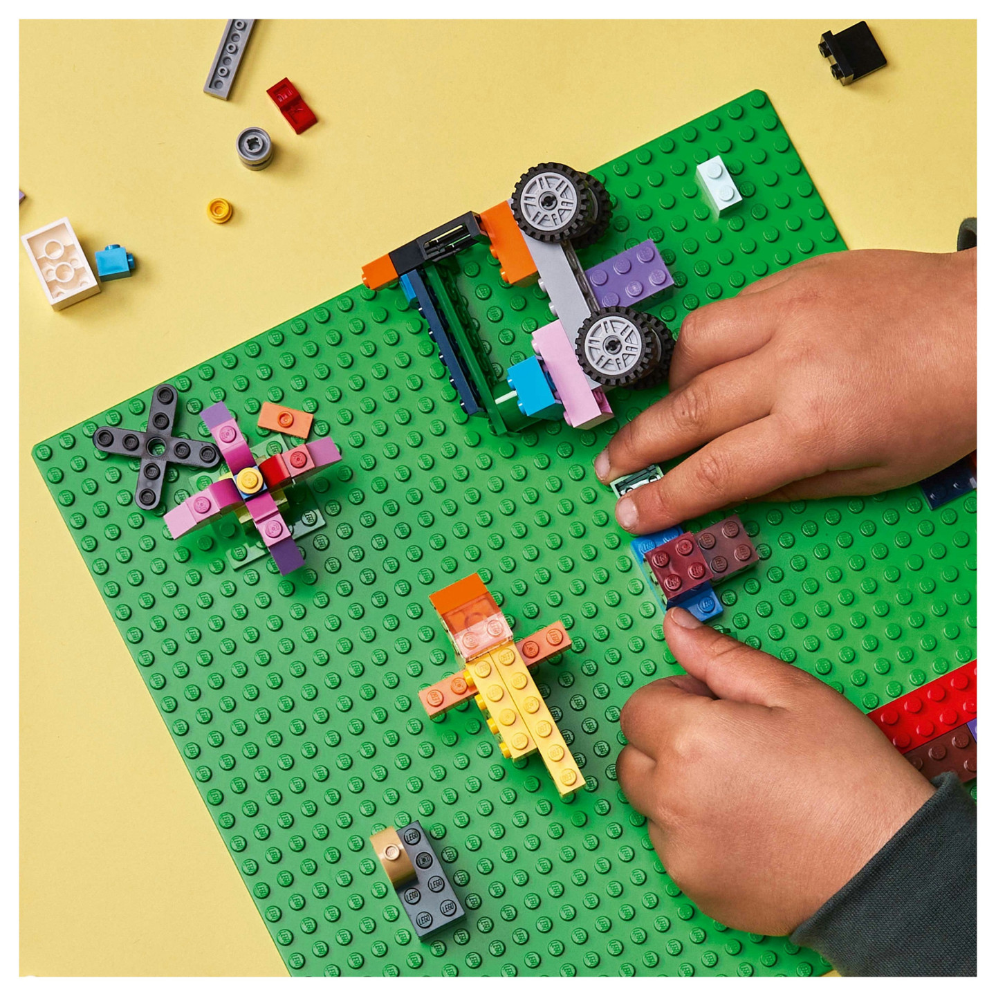LEGO Classic - Grüne Bauplatte — Buy in Cyprus with Fast Delivery