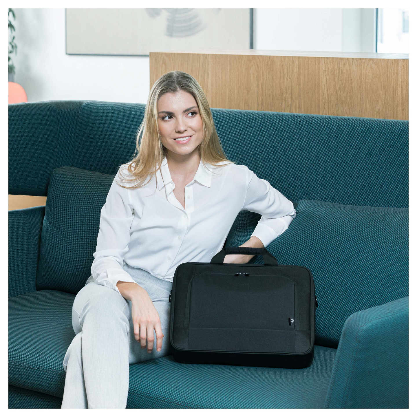 Dicota Laptop Tasche Eco Top Traveller Base bis 39.6 cm 15.6' Schwarz — Buy in Cyprus with Fast Delivery