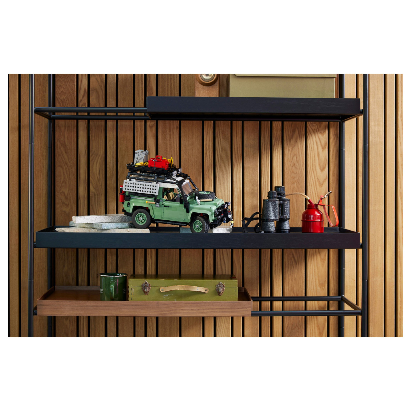 LEGO Icons - Land Rover Classic Defender 90 — Buy in Cyprus with Fast Delivery