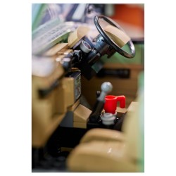 LEGO Icons - Land Rover Classic Defender 90 — Buy in Cyprus with Fast Delivery