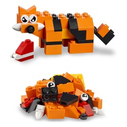 LEGO Classic Mittelgroße Bausteine-Box 10696 — Buy in Cyprus with Fast Delivery