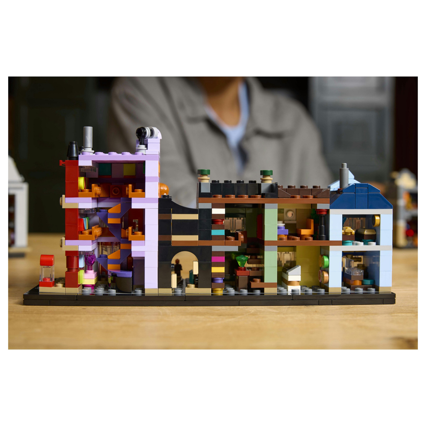 LEGO Harry Potter Die Zauberläden der Winkelgasse 76444 — Buy in Cyprus with Fast Delivery