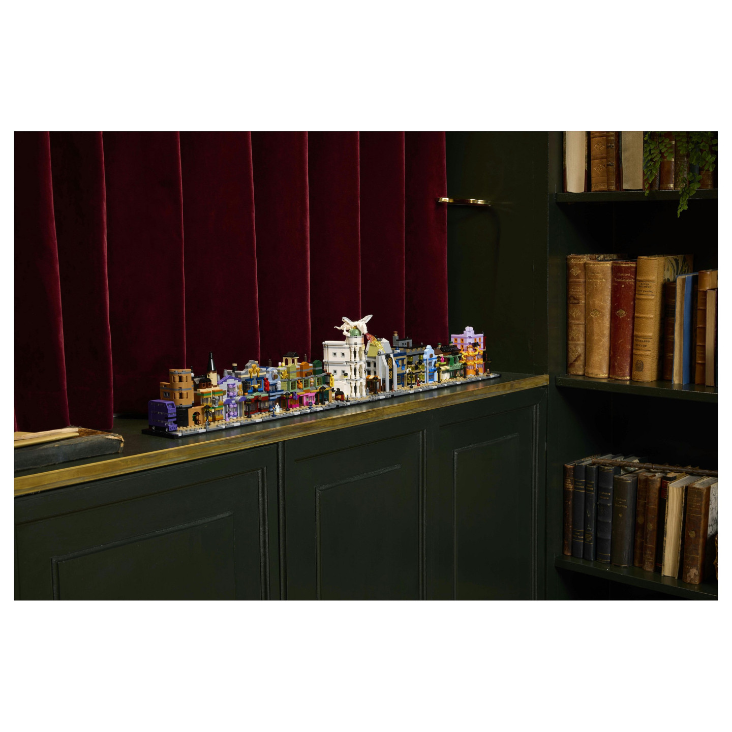 LEGO Harry Potter Die Zauberläden der Winkelgasse 76444 — Buy in Cyprus with Fast Delivery