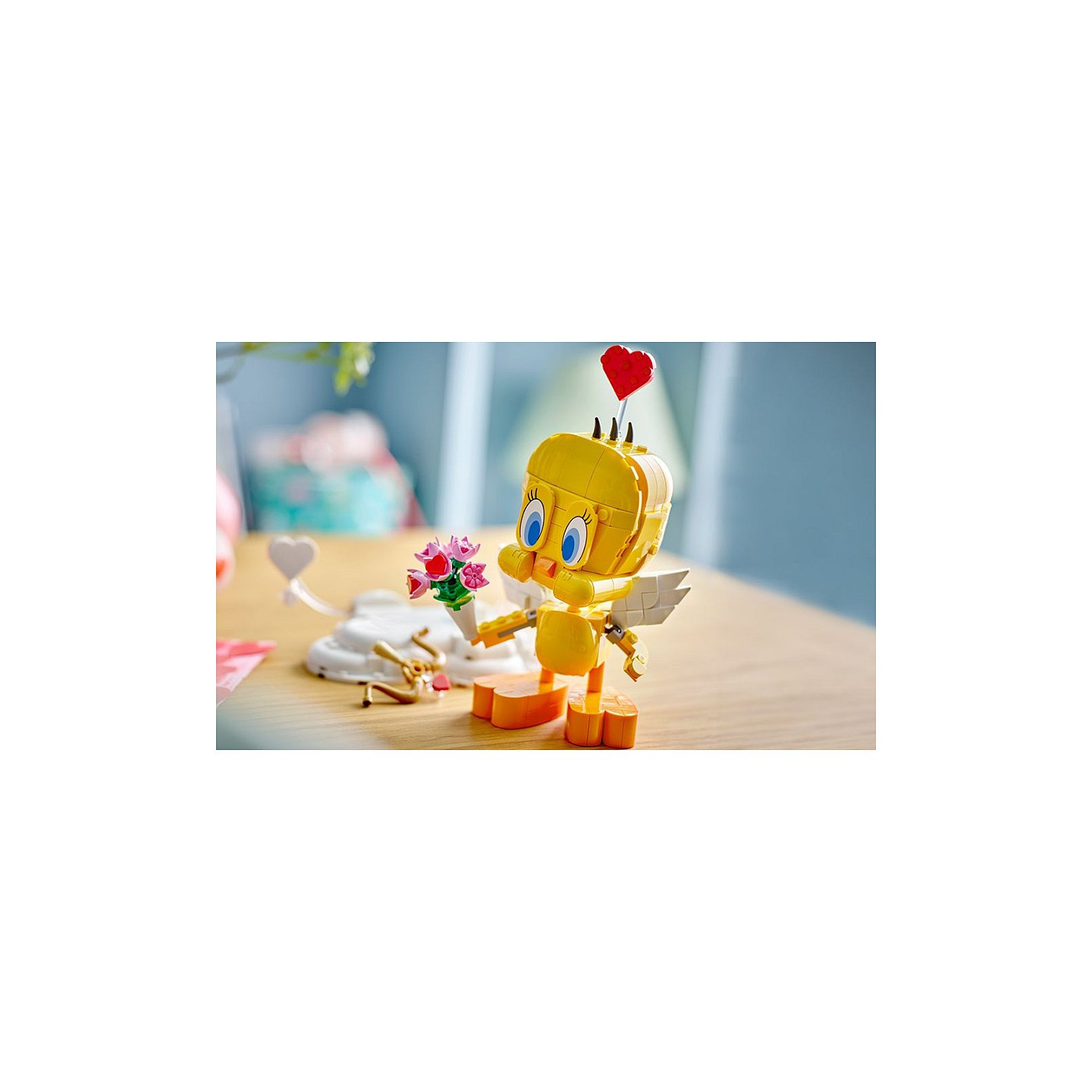 LEGO 40824 Looney Tunes Liebesbote Tweety — Buy in Cyprus with Fast Delivery