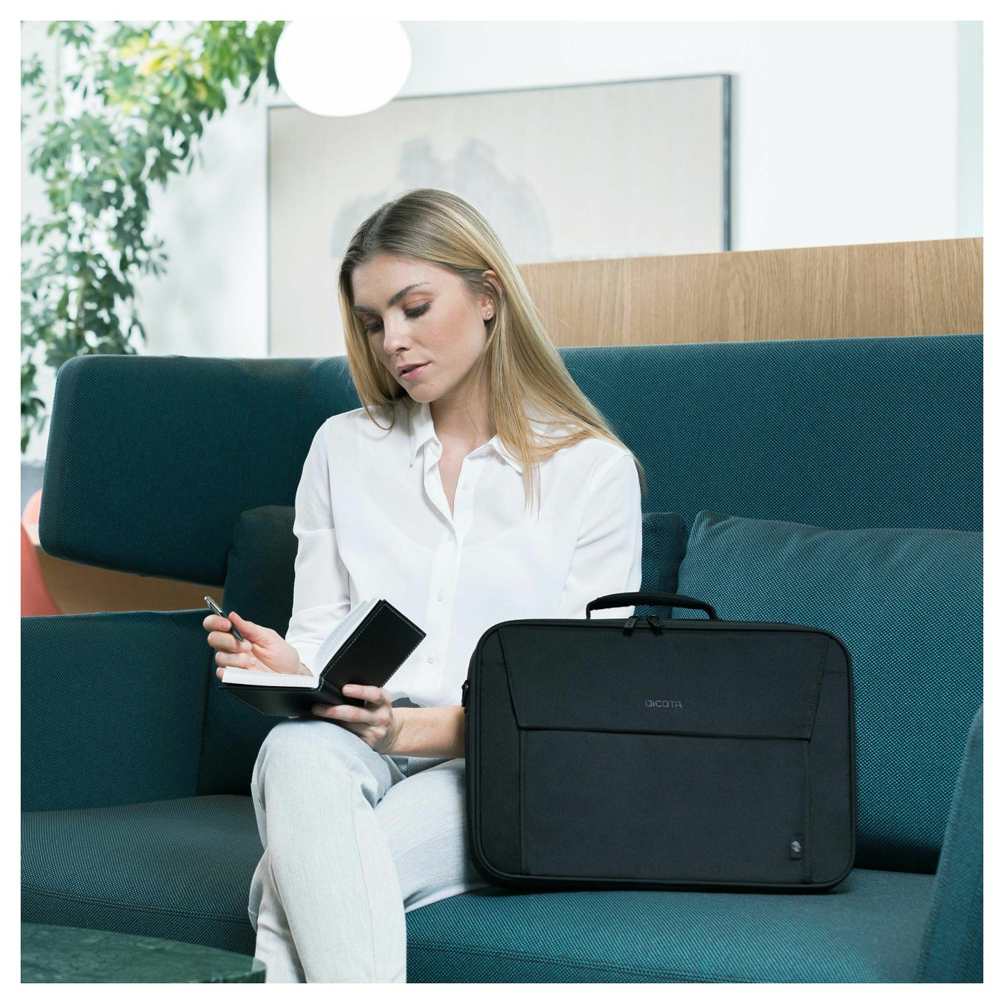 Dicota Laptop Tasche Eco Multi BASE bis 43.9 cm 17.3' Schwarz — Buy in Cyprus with Fast Delivery