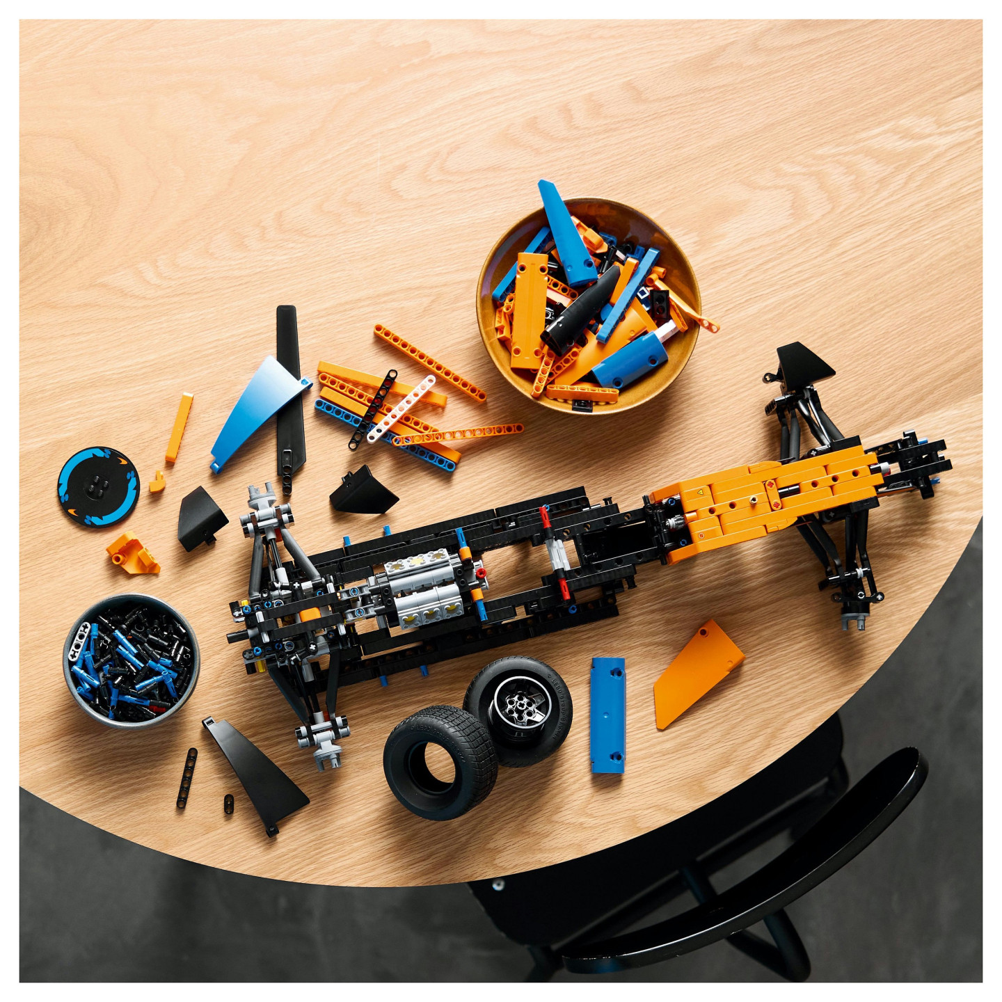 LEGO Technic McLaren Formel 1 Rennwagen 42141 — Buy in Cyprus with Fast Delivery