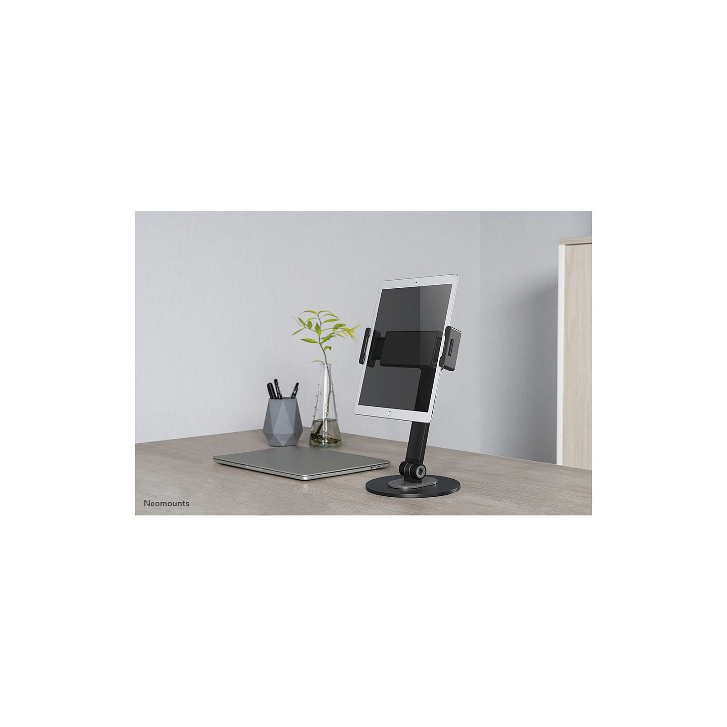 Universal Tablet-Ständer für 4.7-12.9' 1KG DS15-540BL1 Neomounts — Buy in Cyprus with Fast Delivery