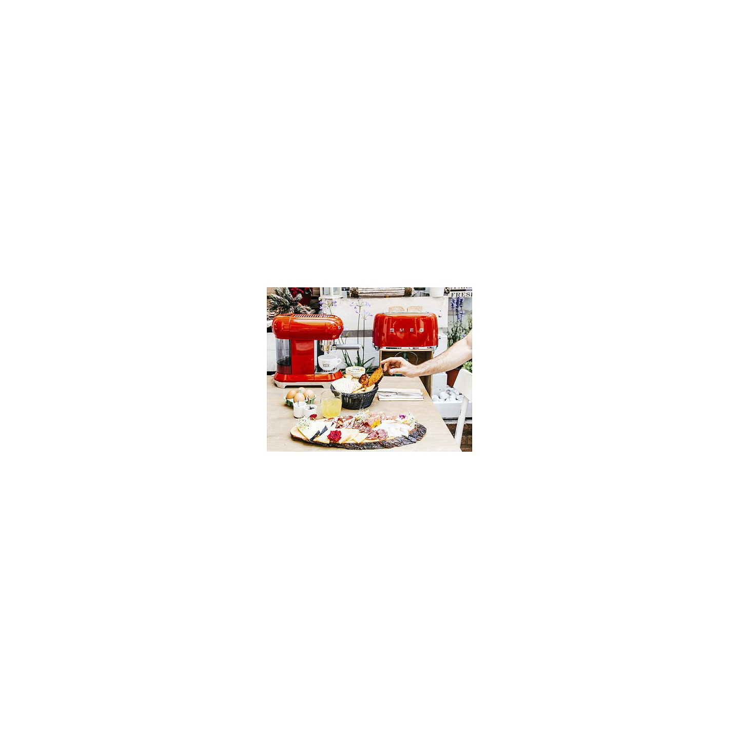 SMEG TSF02RDEU Toaster 4 Scheiben Rot — Buy in Cyprus with Fast Delivery