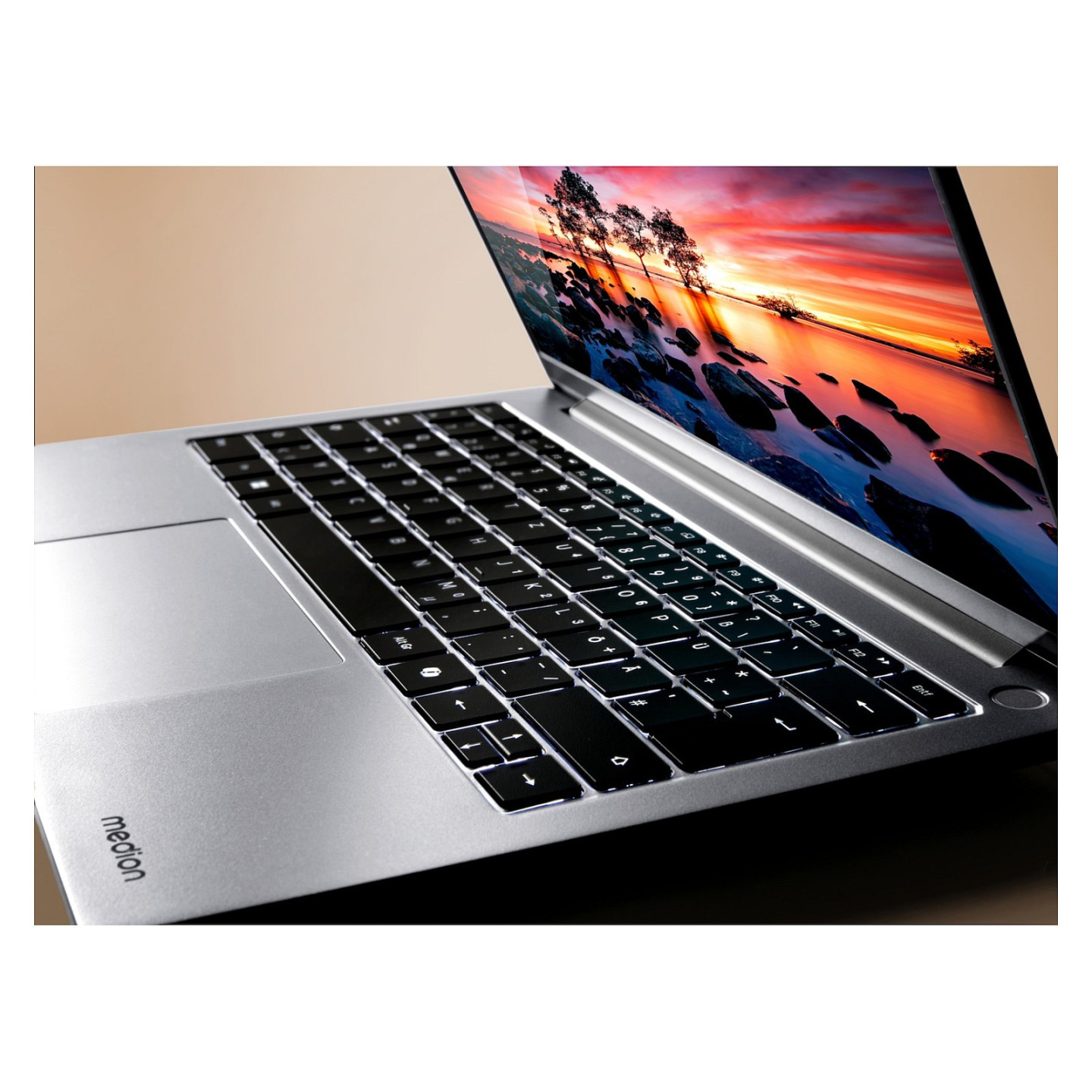 Medion Signium 14 S1 CU5 120U 16GB 512GBSSD Win 11 Home — Buy in Cyprus with Fast Delivery