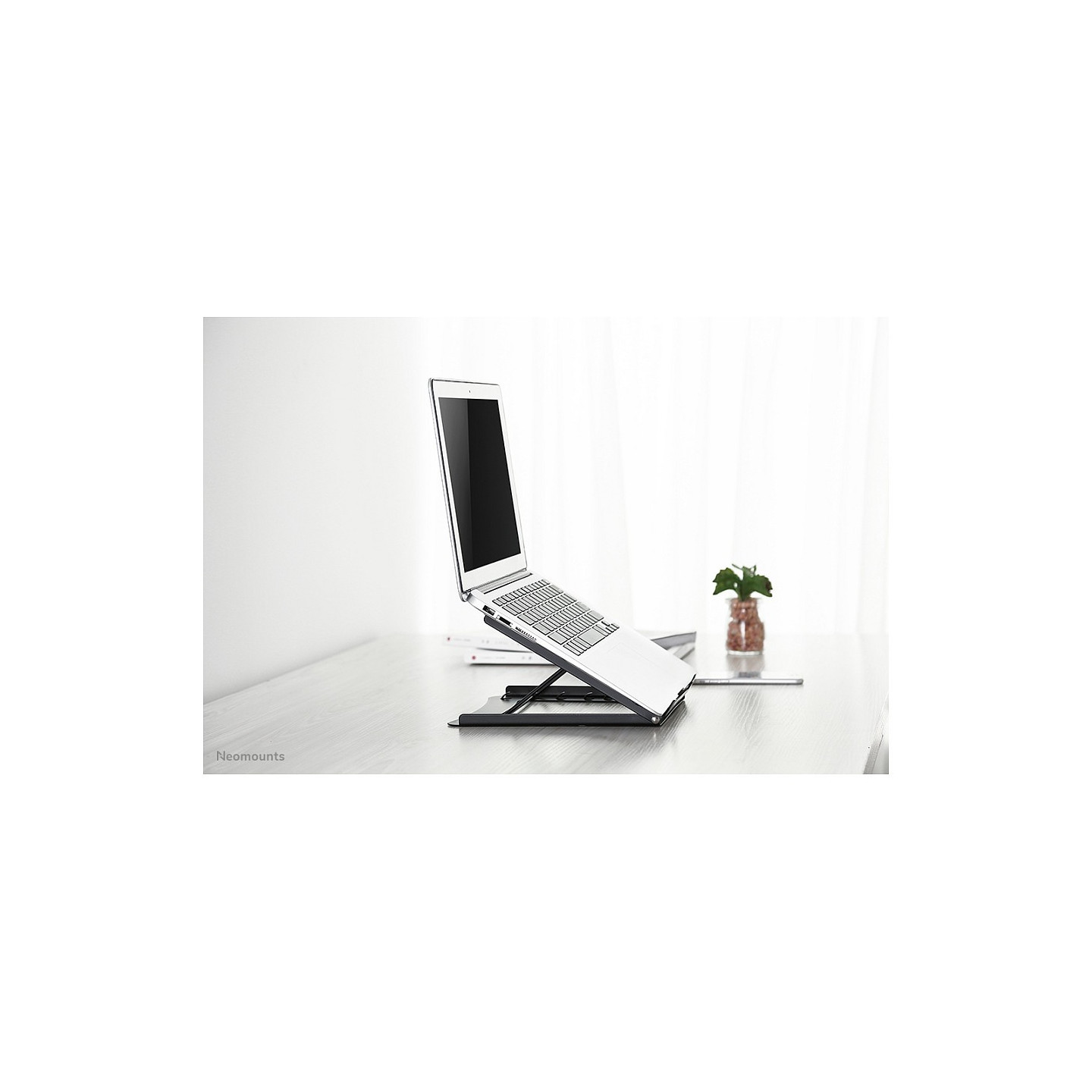 Neomounts NSLS075BLACK Tischständer für Notebook und Tablets 5KG — Buy in Cyprus with Fast Delivery