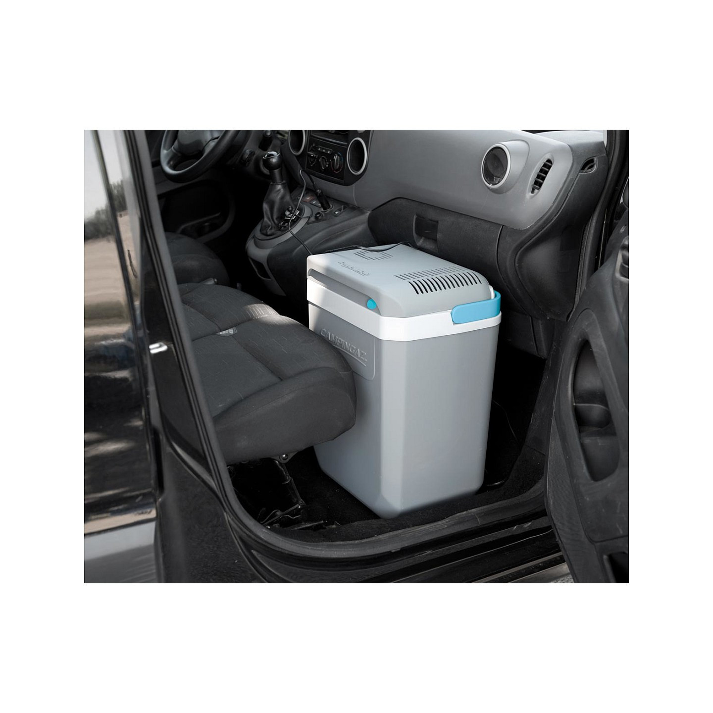CAMPINGAZ Powerbox Plus 28L 12 230V thermoelek. Kühlbox — Buy in Cyprus with Fast Delivery