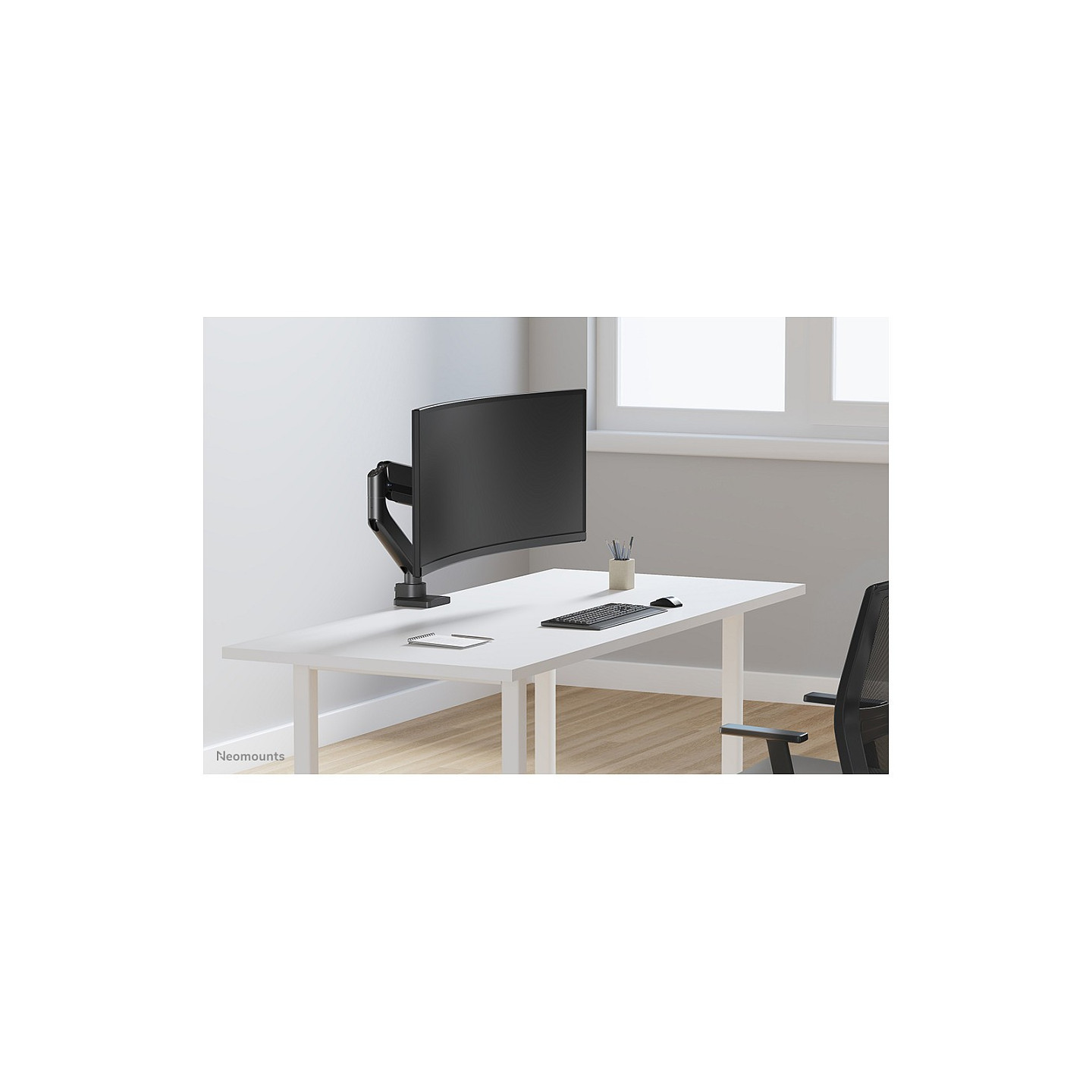 Neomounts DS70PLUS-450BL1 vollbewegliche Tischhalterung für 17-49' Curved Ultra Wide Bildschirme - Schwarz