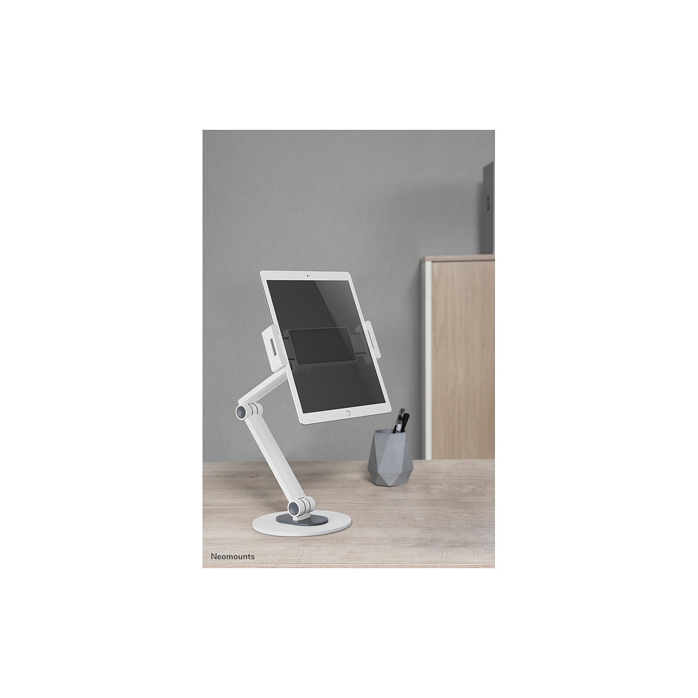Universal Tablet-Ständer für 4.7-12.9' - Tablets 1KG DS15-550WH1 Neomounts — Buy in Cyprus with Fast Delivery