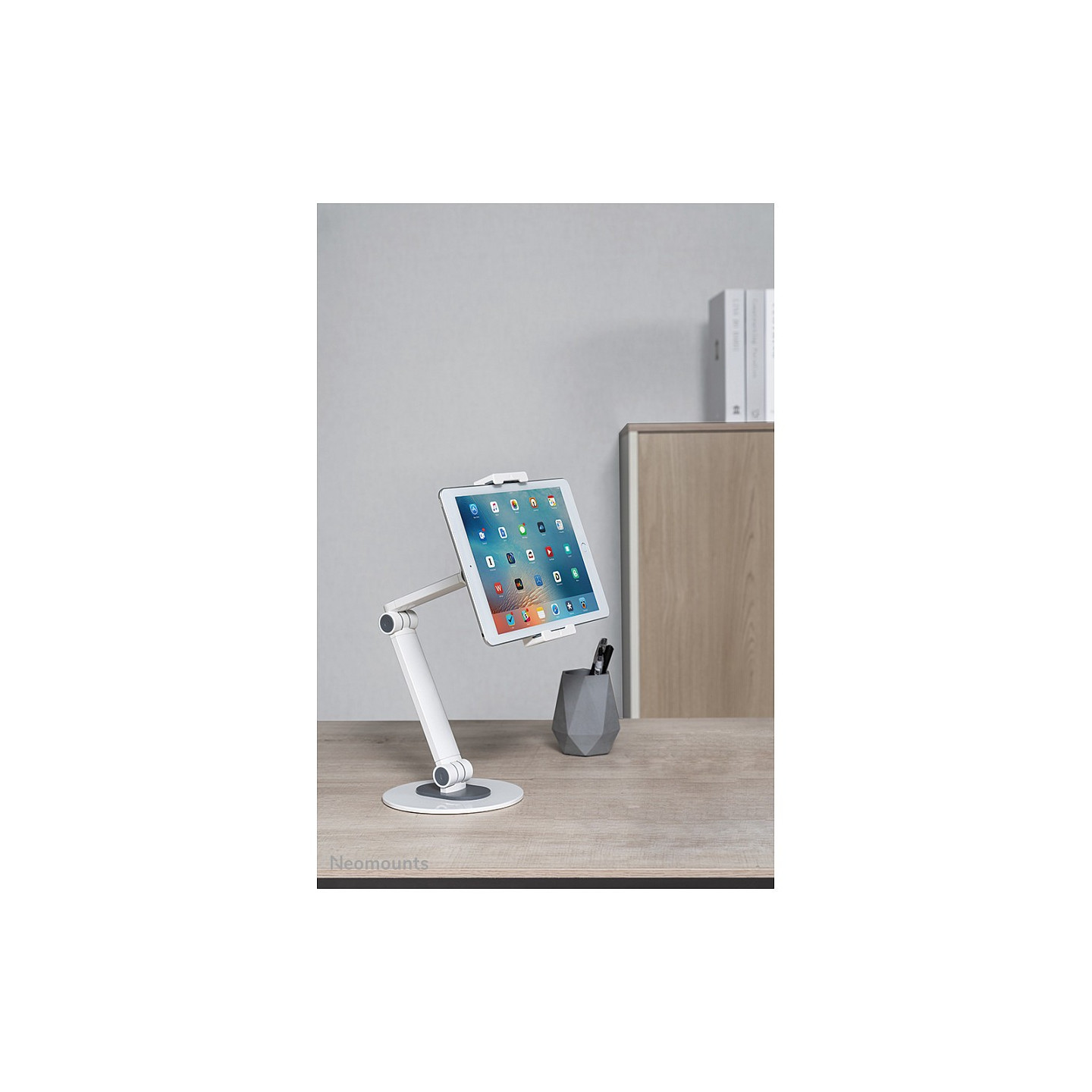 Universal Tablet-Ständer für 4.7-12.9' - Tablets 1KG DS15-550WH1 Neomounts — Buy in Cyprus with Fast Delivery
