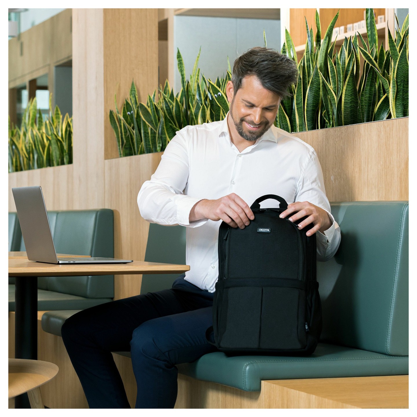 Dicota Laptop Rucksack Eco Scale bis 39.6 cm 15.6' Schwarz — Buy in Cyprus with Fast Delivery