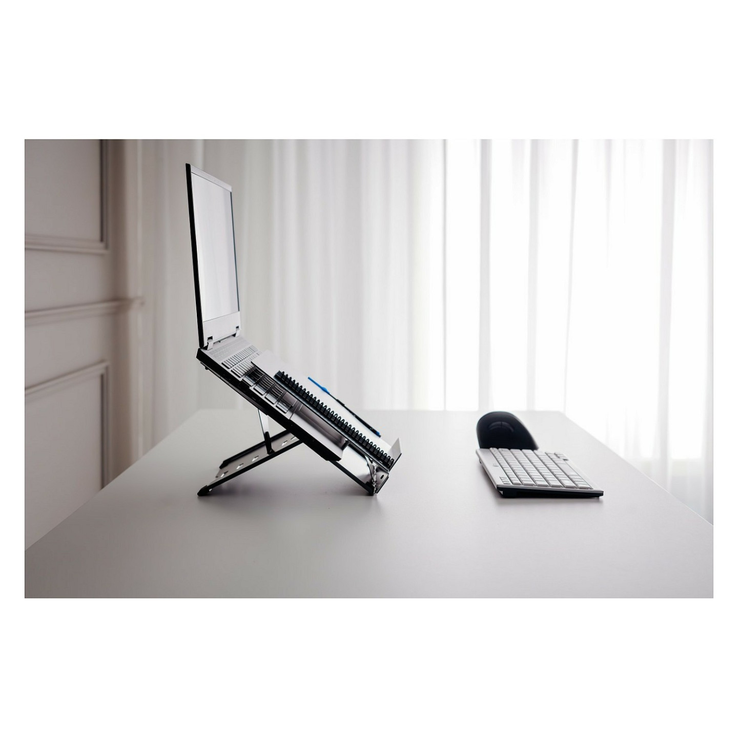 BakkerElkhuizen Ergo-Q 260 Notebookständer bis 17' 5 Stufen — Buy in Cyprus with Fast Delivery