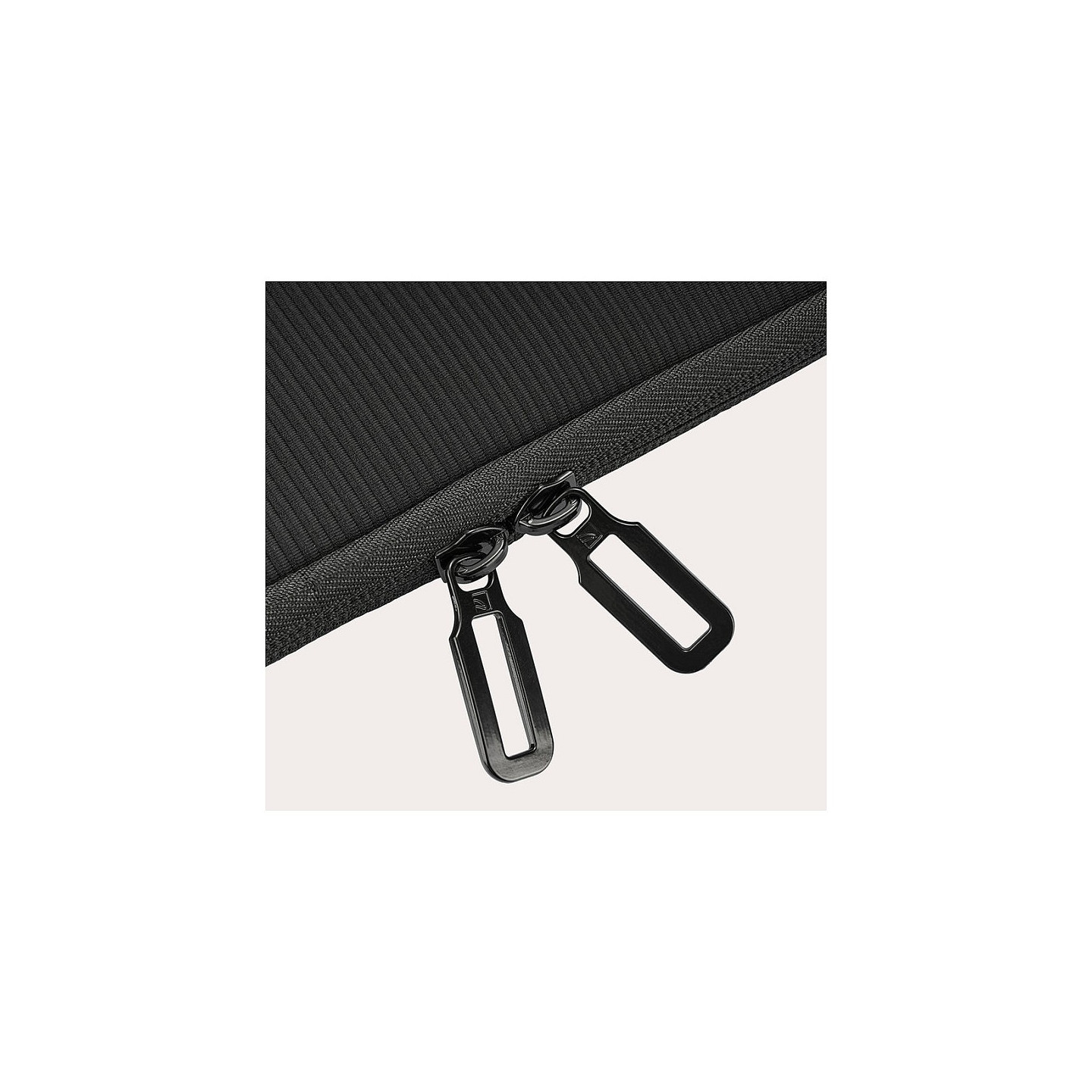 Tucano Colore Sleeve für Laptop 17' - 18' schwarz — Buy in Cyprus with Fast Delivery