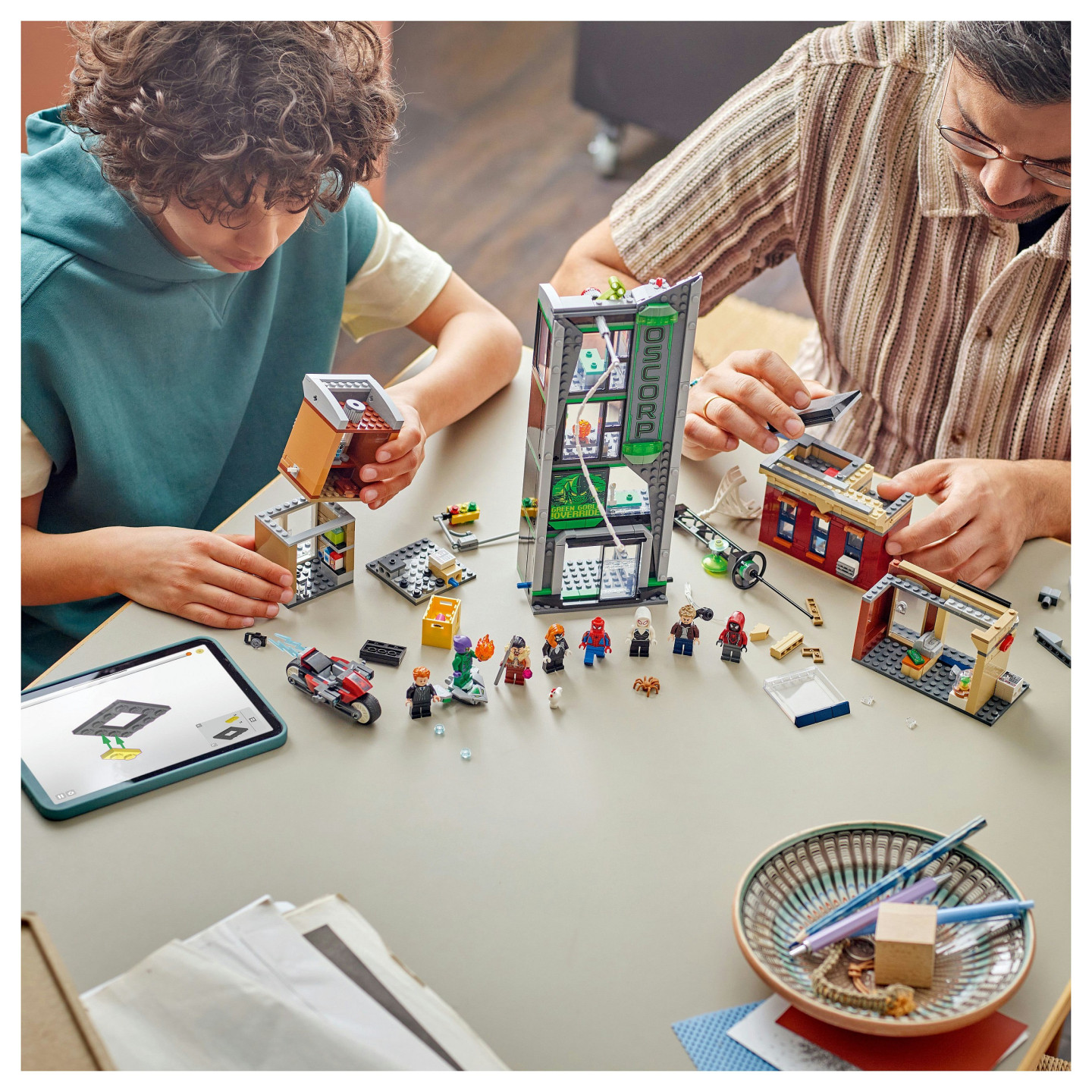 LEGO 76324 Marvel Super Heroes Spider-Man vs. Oscorp — Buy in Cyprus with Fast Delivery