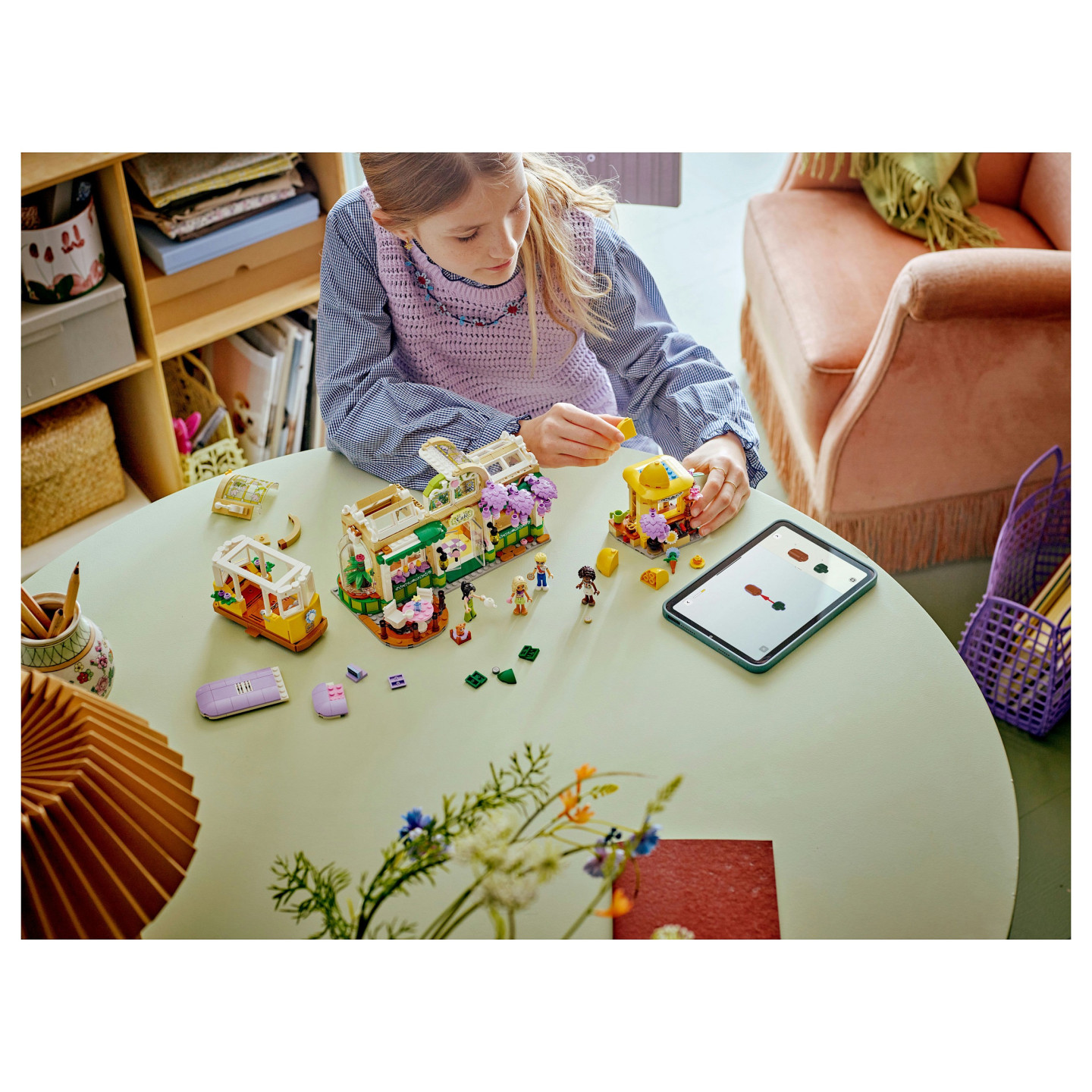 LEGO 42671 Friends Pflanzencaf und Blumenkiosk — Buy in Cyprus with Fast Delivery