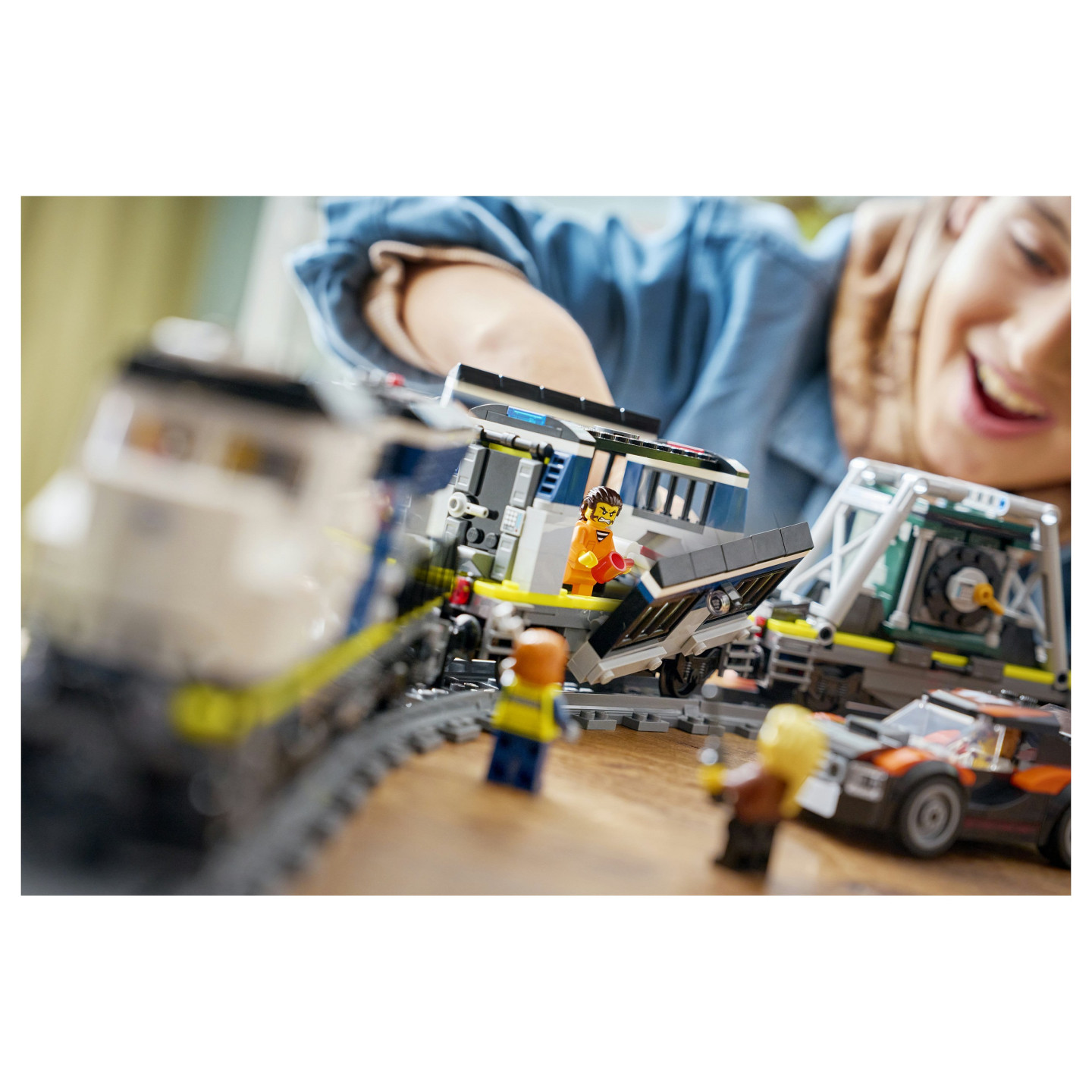 LEGO 60508 City berfall auf den Polizeizug — Buy in Cyprus with Fast Delivery