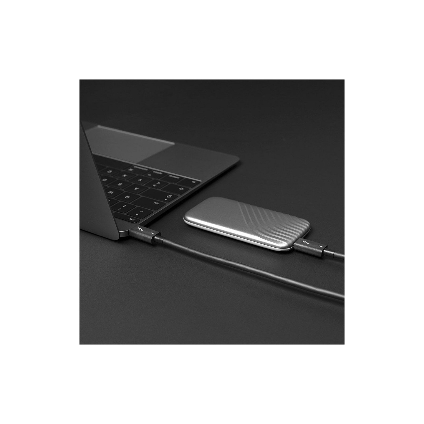 LINDY 1m Thunderbolt 4 Kabel. passiv — Buy in Cyprus with Fast Delivery