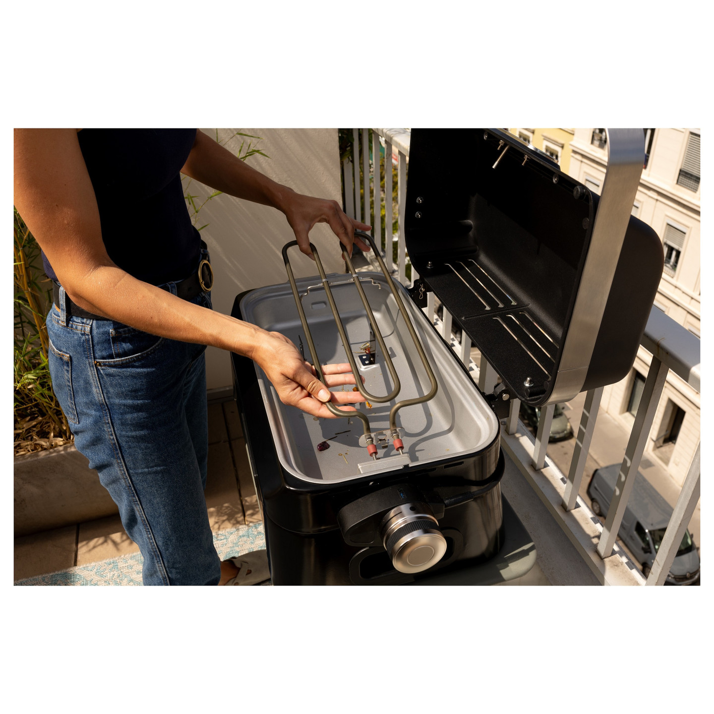 CAMPINGAZ Attitude 2go Electric Tischgrill — Buy in Cyprus with Fast Delivery