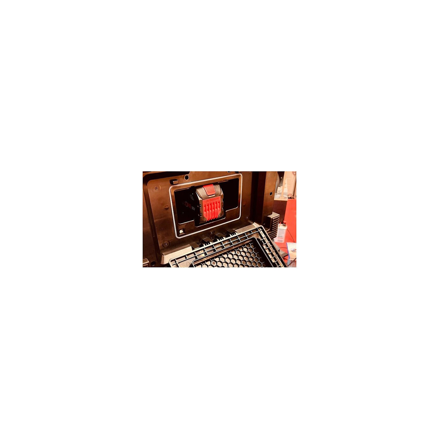 PerfectPro ROCKHART 18V Baustellenradio — Buy in Cyprus with Fast Delivery