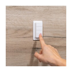 Shelly Plug & Play 'Blu RC Button 4' Fernbedienung inkl. Magnethalter 4-fach 16 Aktionen Weiß