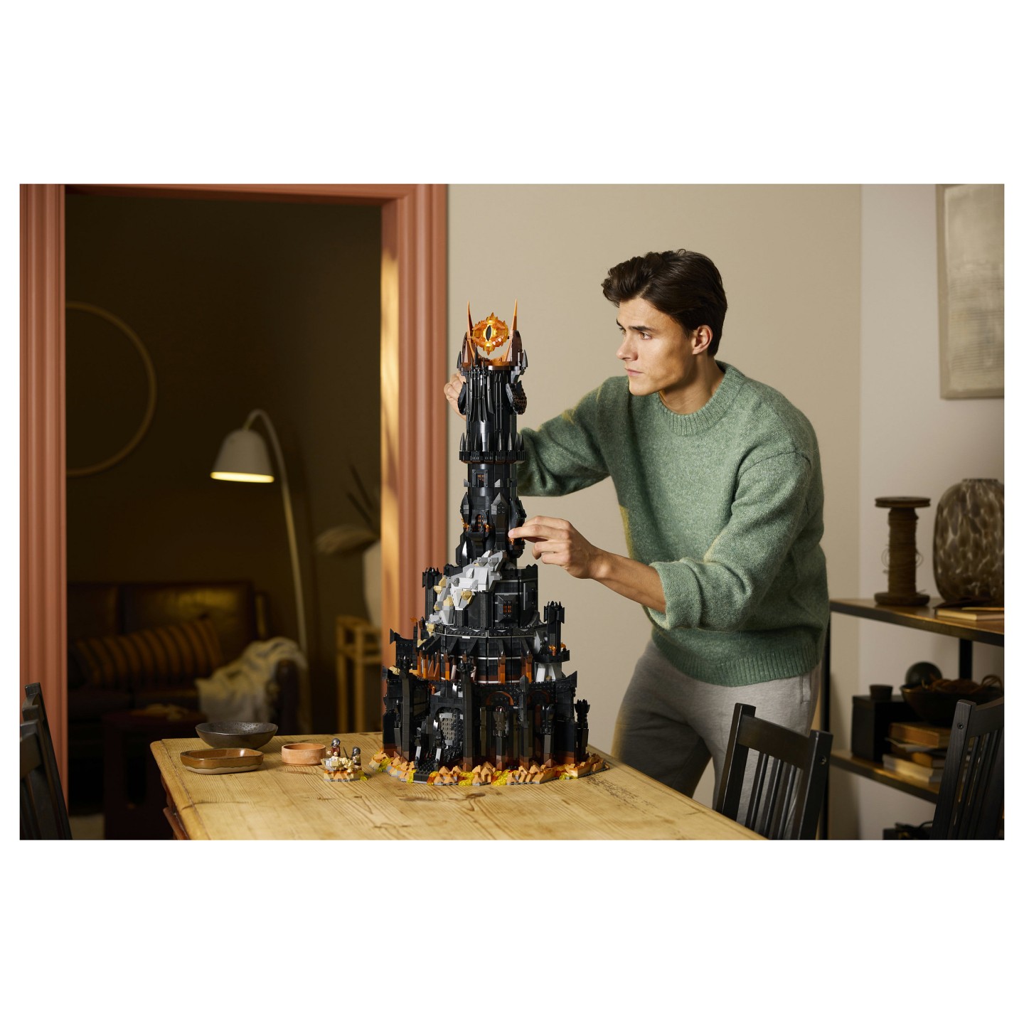 LEGO Icons - Der Herr der Ringe - Barad-dûr — Buy in Cyprus with Fast Delivery