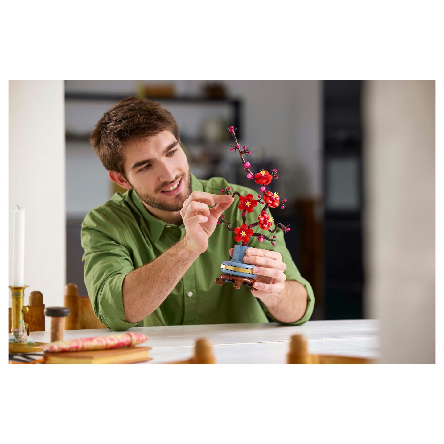 LEGO Icons - Pflaumenblüte — Buy in Cyprus with Fast Delivery