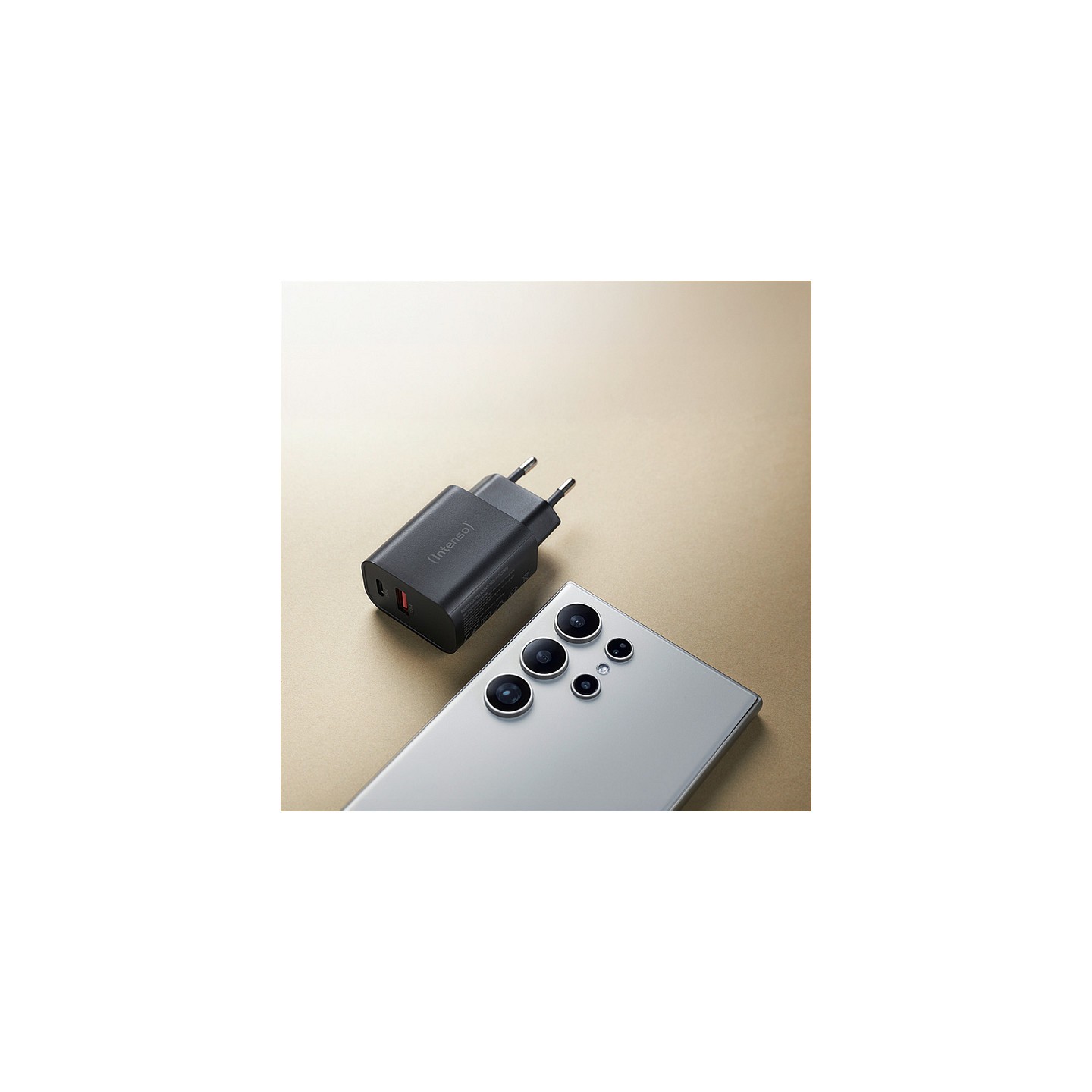 Intenso Power Adapter W30AC. Schwarz — Buy in Cyprus with Fast Delivery