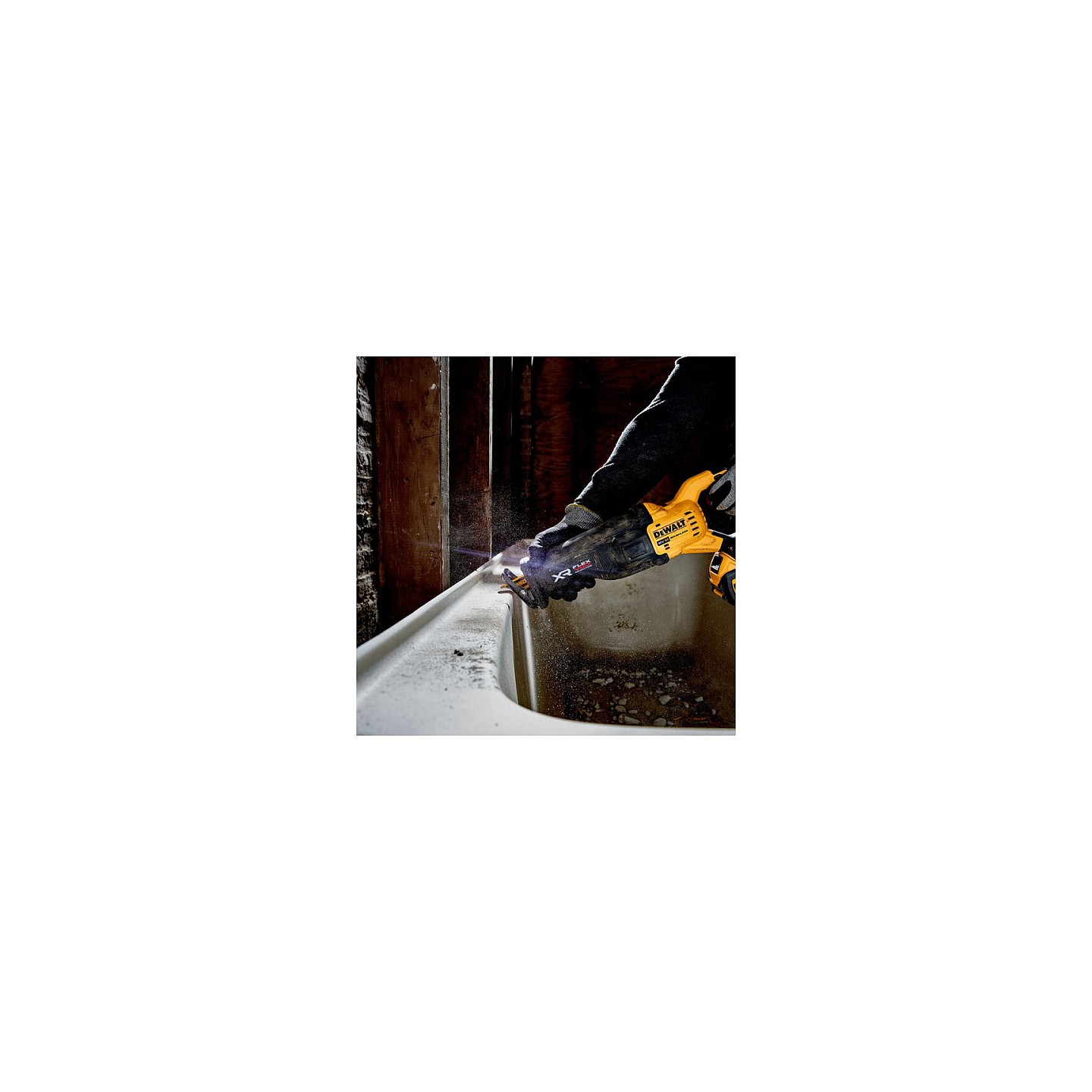 DEWALT Akku-Saebelsaege 18V. Basisv. — Buy in Cyprus with Fast Delivery