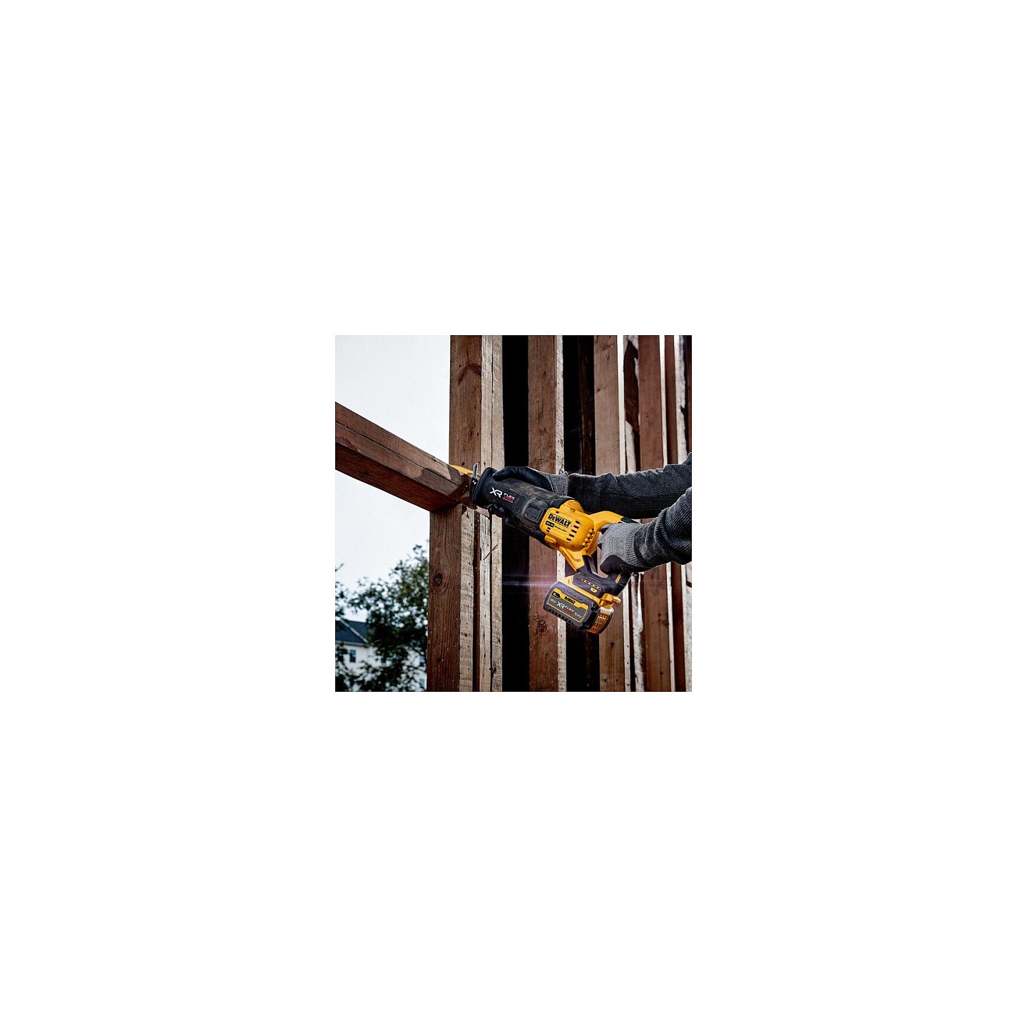 DEWALT Akku-Saebelsaege 18V. Basisv. — Buy in Cyprus with Fast Delivery