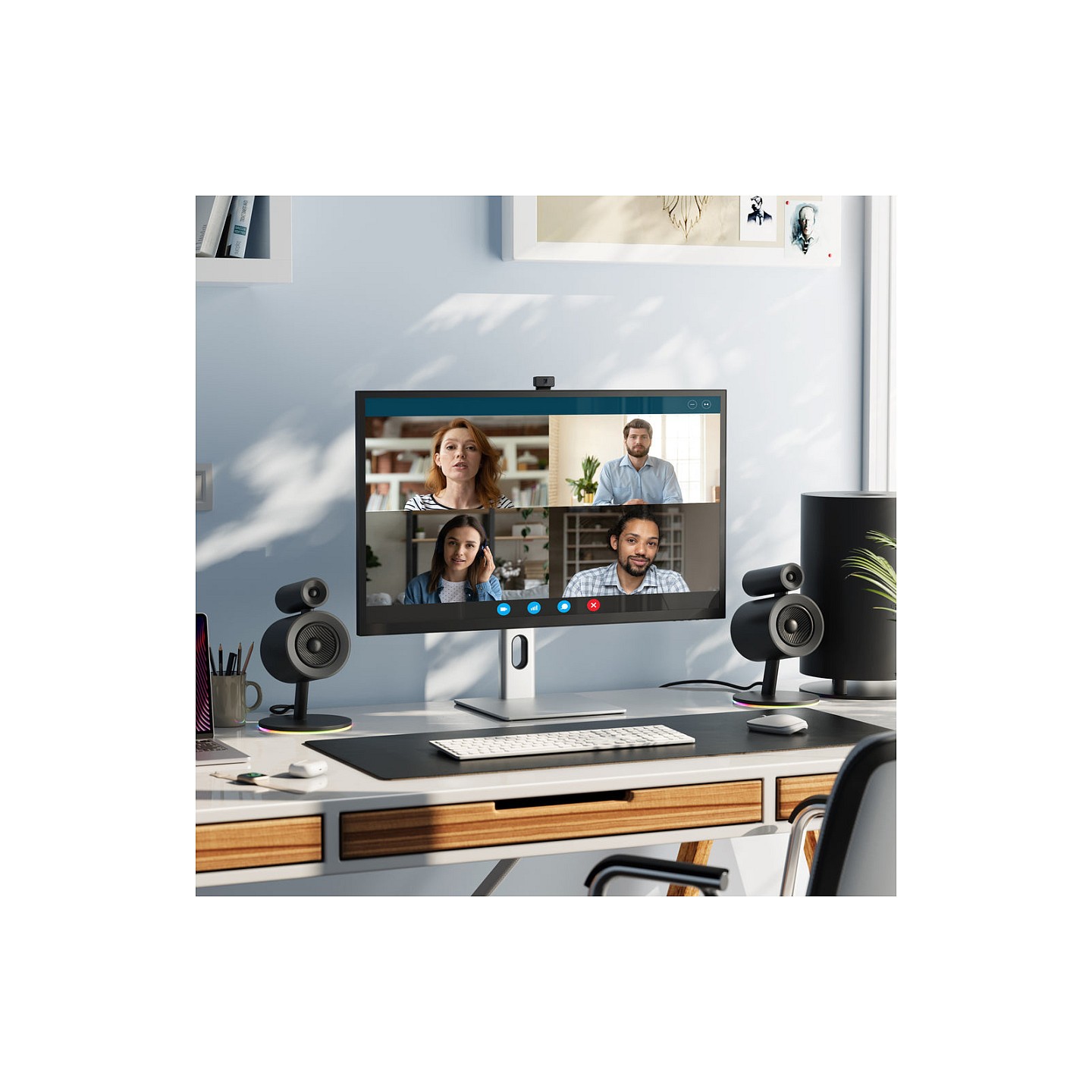 Alogic Clarity Pro Max 32 UHD 4K Monitor with 65W + 8MP Webcam — Buy in Cyprus with Fast Delivery