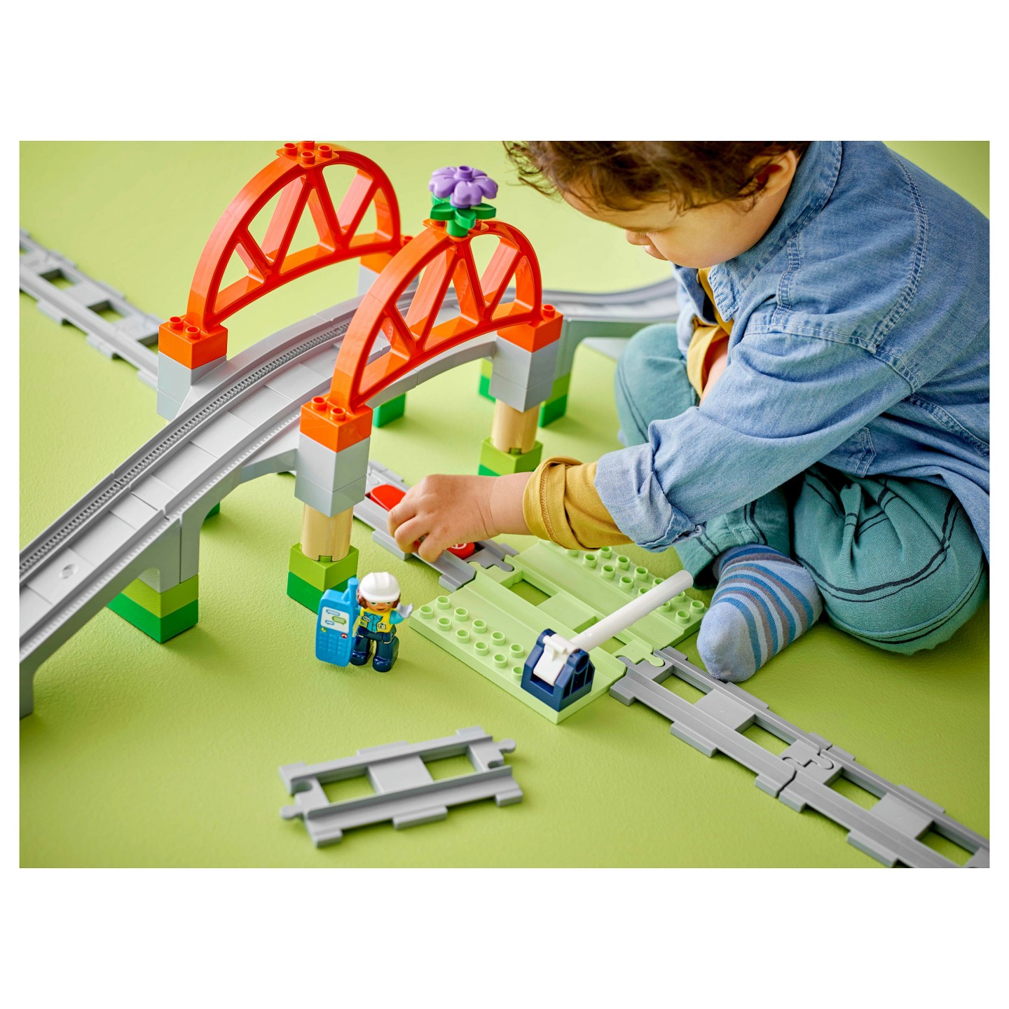 LEGO 10426 DUPLO Town Eisenbahnbrcke und Schienen - Erweiterungsset — Buy in Cyprus with Fast Delivery