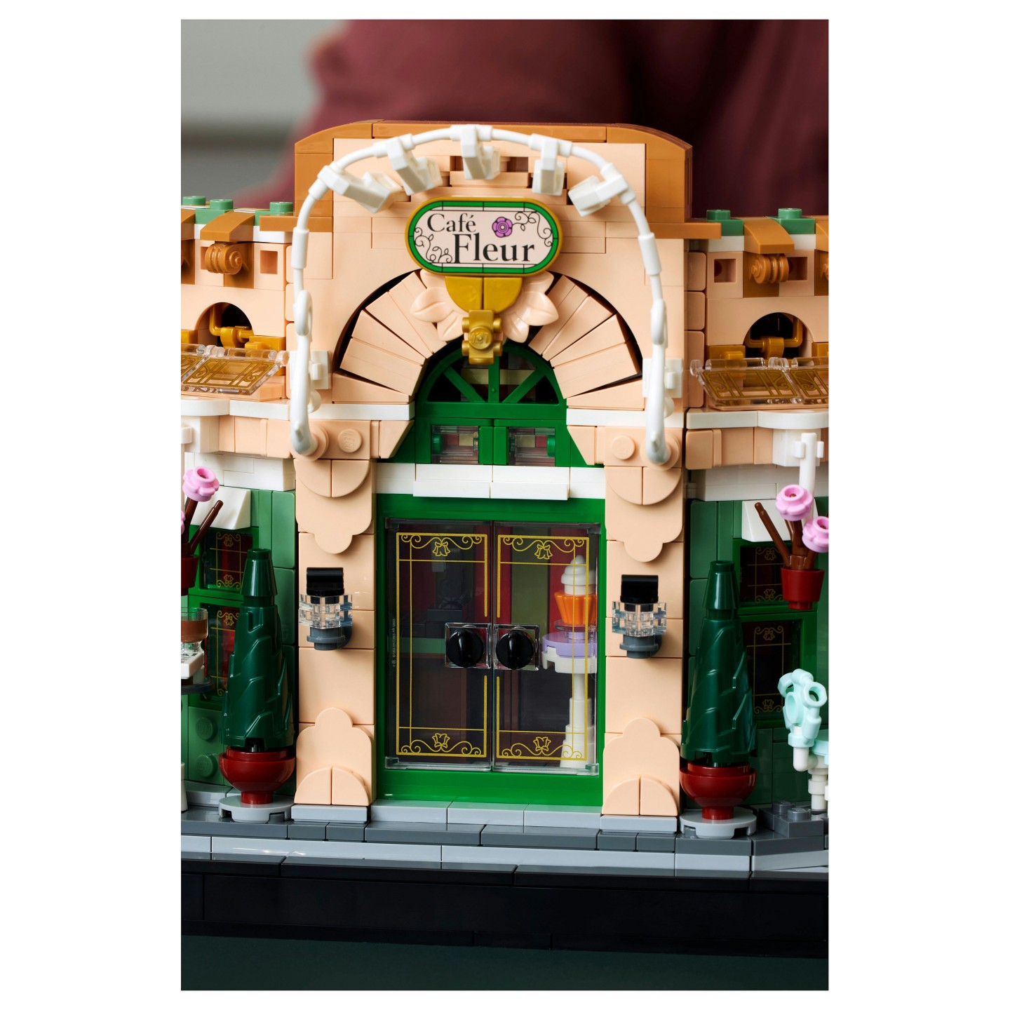 LEGO Icons Französisches Café 10362 — Buy in Cyprus with Fast Delivery